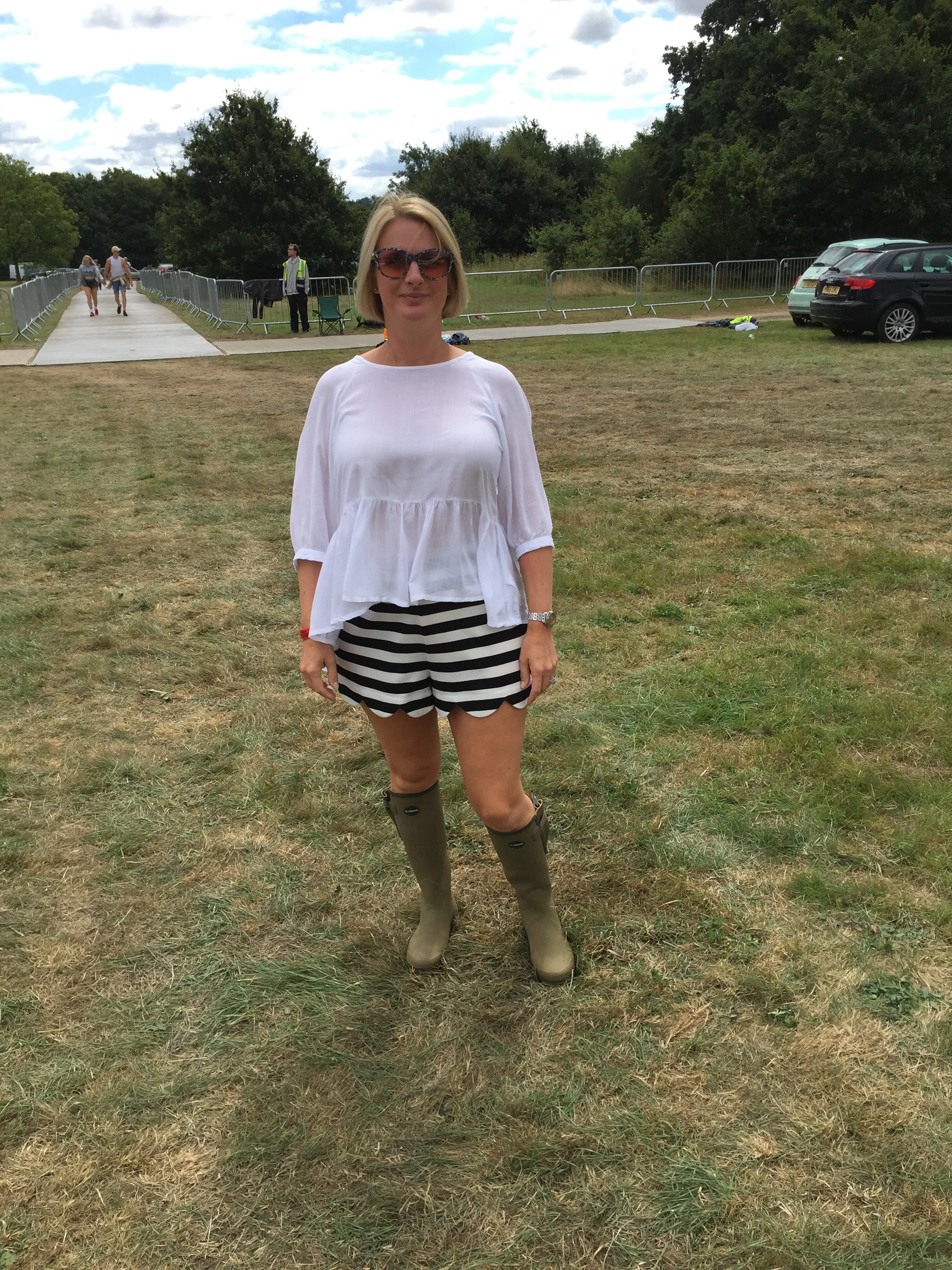 By day 2 I had realised anything goes, plus the sun had come out, although experince told me to go with wellies despite the sunshine, just for visiting the loos. Top from French Connection, Shorts from Dorothy Perkins, Boots from Le Chameau, Bag from Gucci