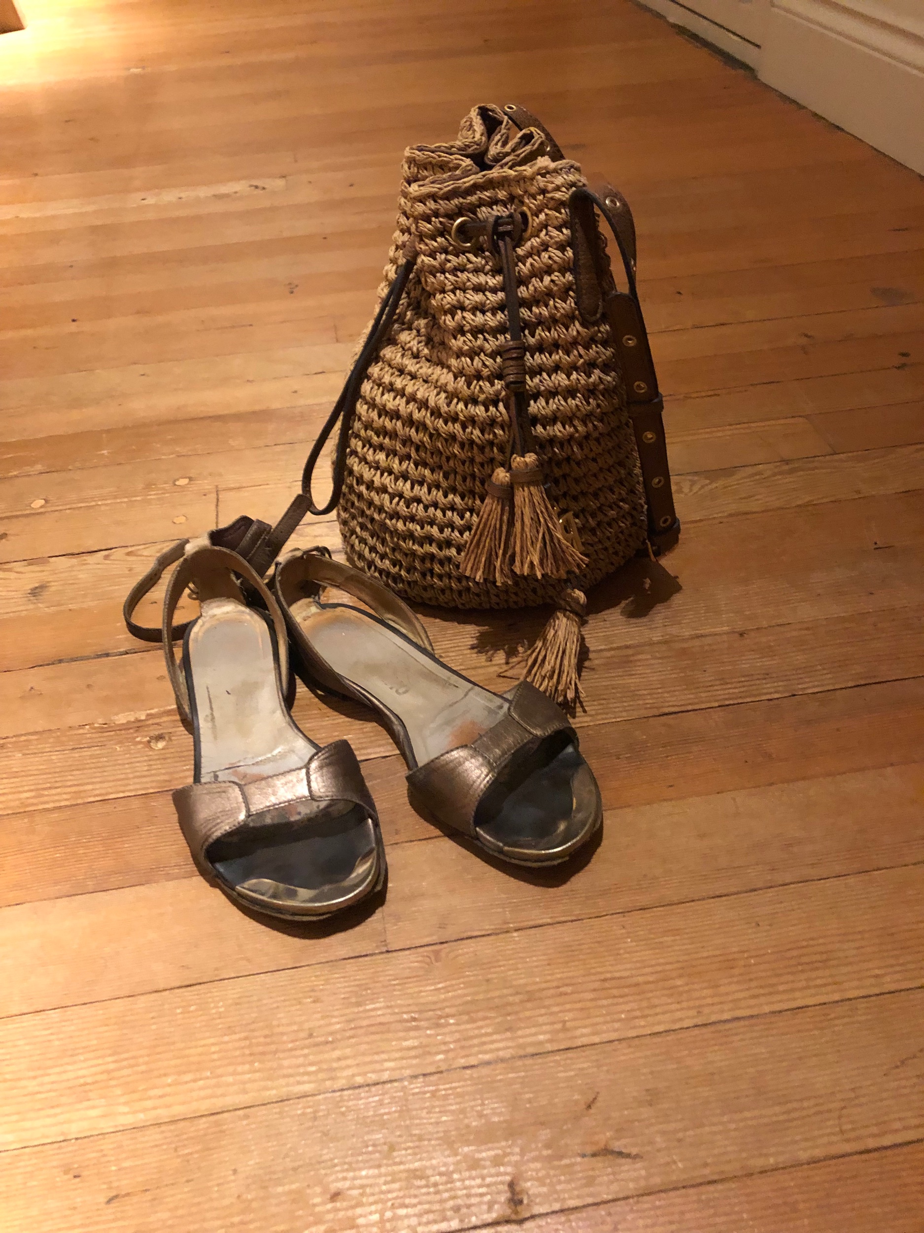 At the end of a hard day I dumped my stuff and hit the hay. What a wonderful adventure! Can’t wait for the next one. Bag from Ralph Lauren, and my trusty Ferragamo sandals served me well yet again. I bought them while I was I treatment for cancer 9 years ago. And although they were expensive I think they have served me well. They are comfy and they look great and they have travelled the globe with me. What are any of us waiting for!? We are only here for a little bit and there’s this huge planet to see. If you’re wondering what sort of effort a day out to Venice would be, it’s quite simple. It’s 21, 441 steps of effort. Hahahahaha