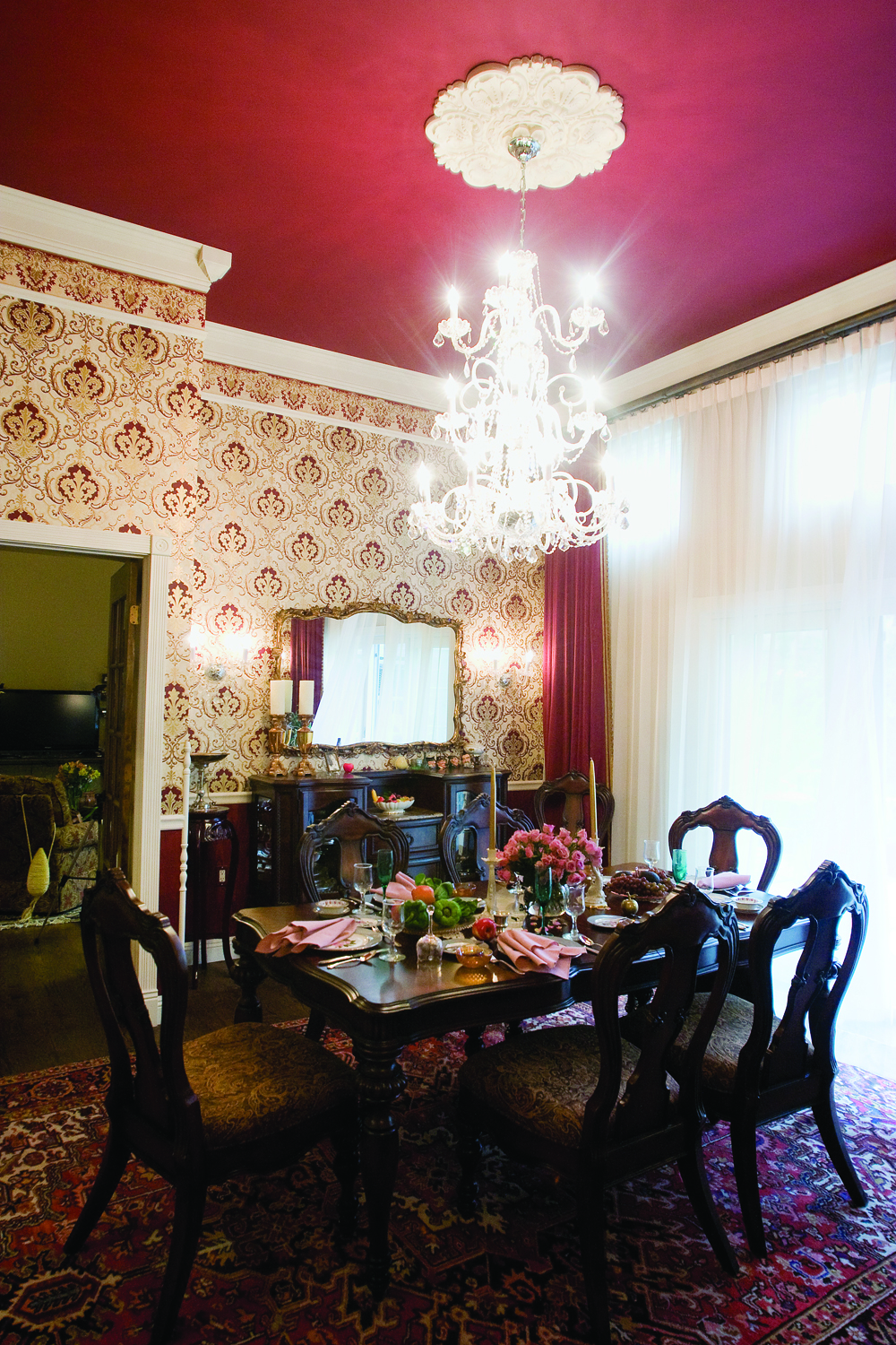 Formal Dining