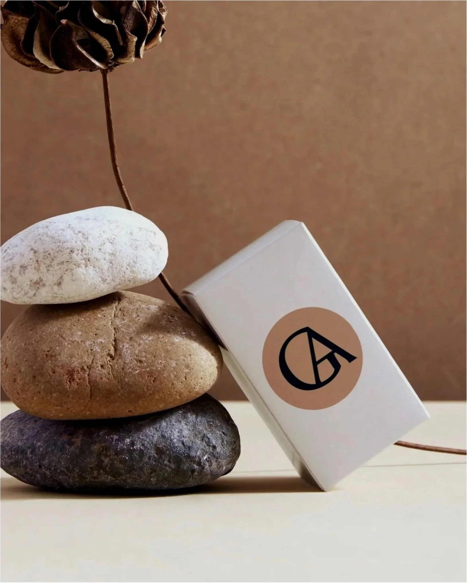 Zeigt Logo von Gneuß Architekten