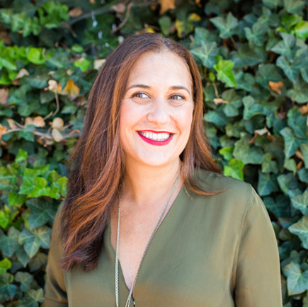 Rachel Caggiano Trailblazing, award winning, battle tested comms pro with great gut instincts in search of the good life. Rare mix of fierce and calm, can be found enjoying a glass of wine & cooking up a storm.
