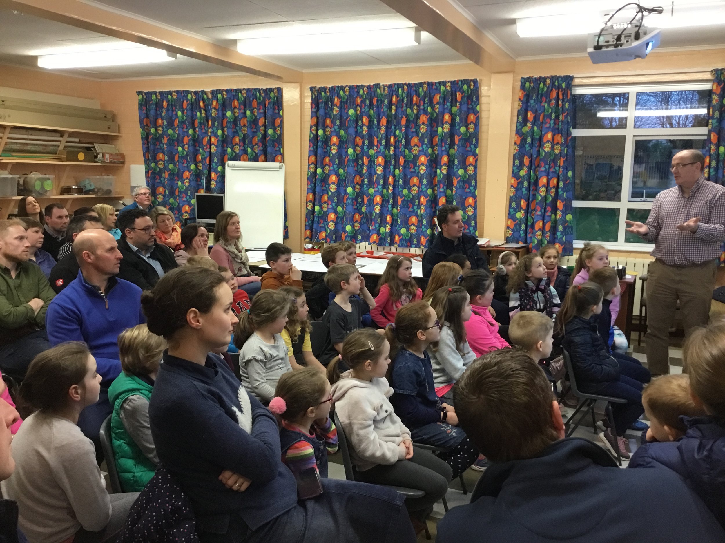 Parents and children enjoying the presentation by Mr Hasson.