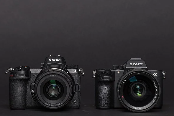 Both the Nikon Z7 and the Sony α 7R III use USB-C for data transfer./DPReview