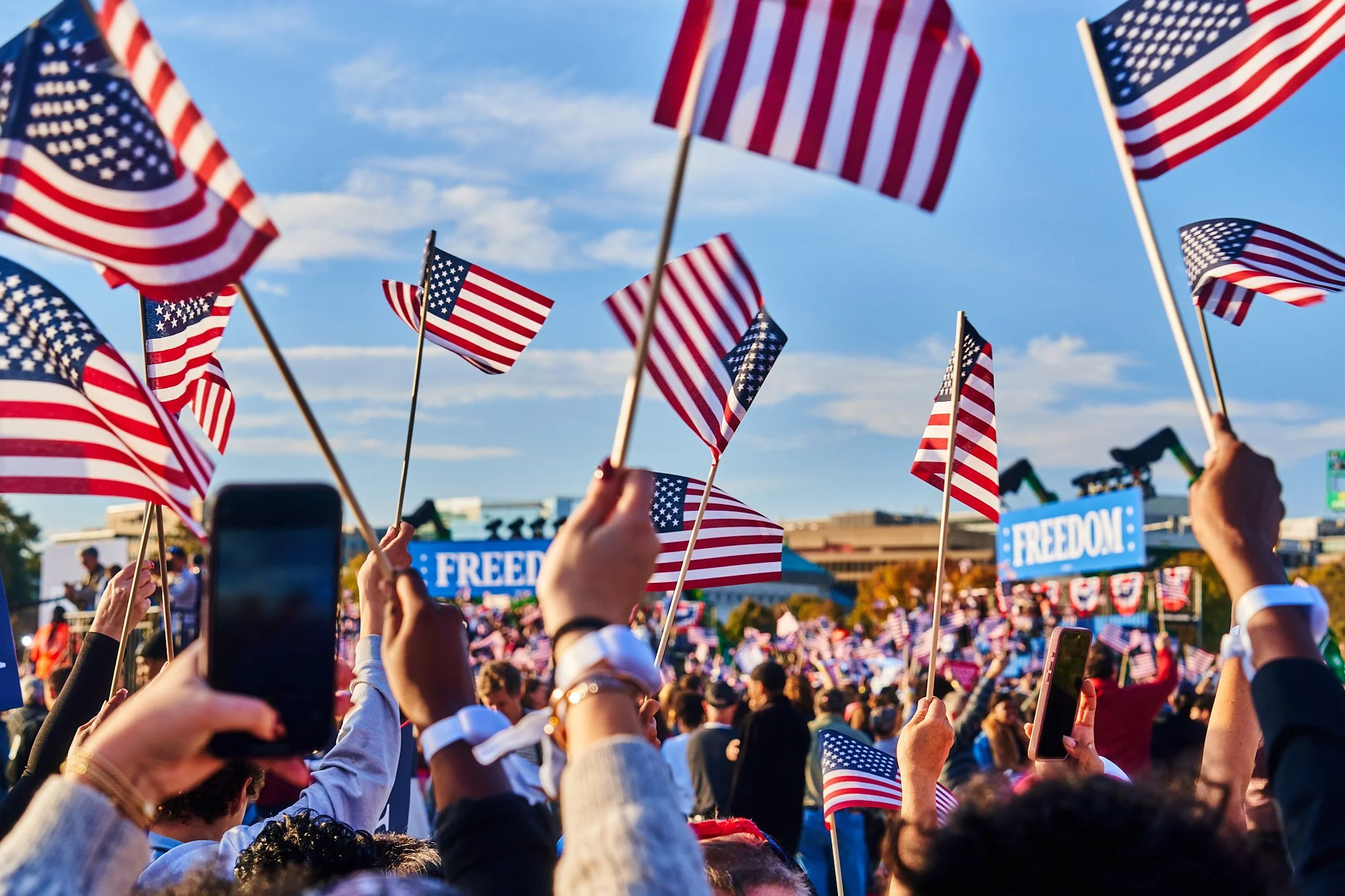 CWX08196_10.29.24_KamalaRallyDC.jpg