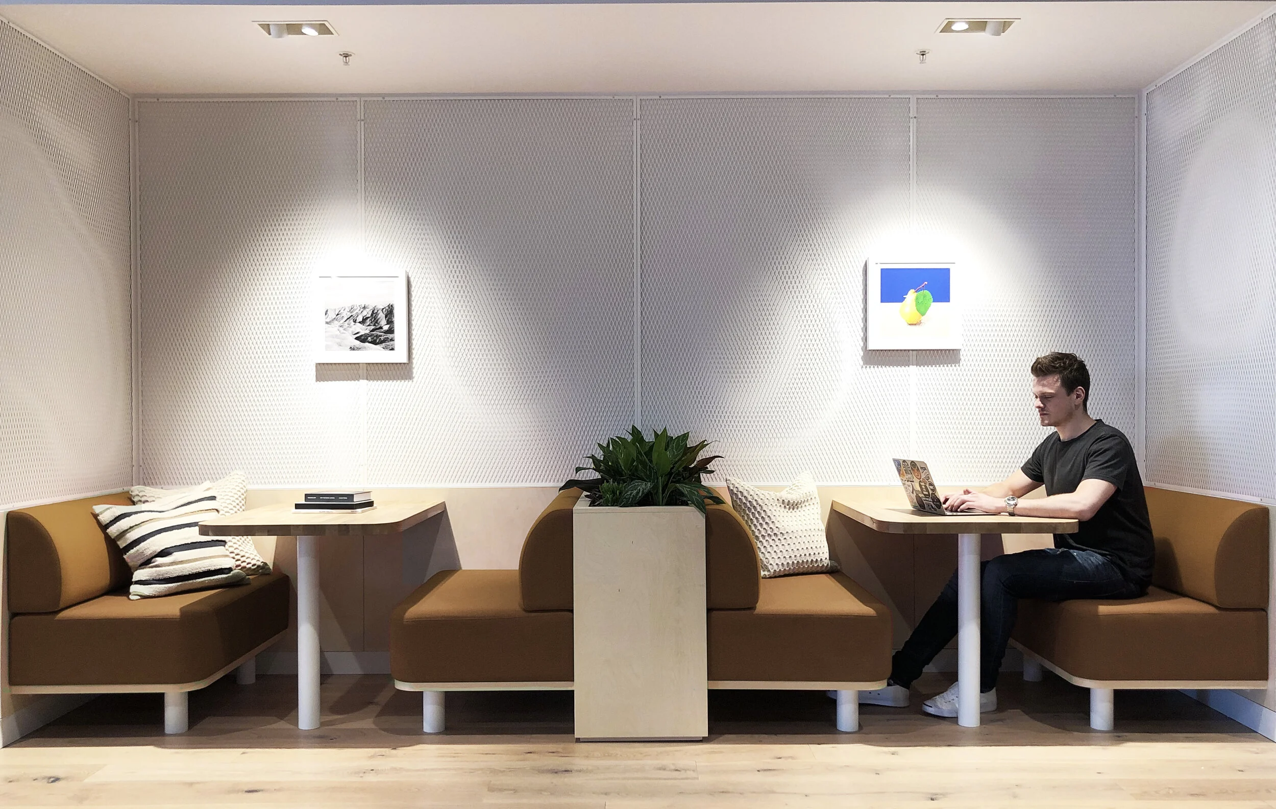 10_5 Merchant Square - Nooks.jpg