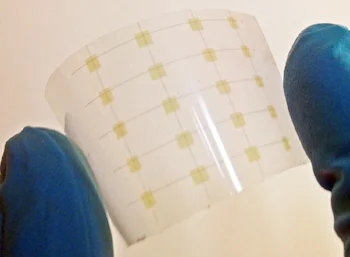 Array of fully printed heterostructures on plastic