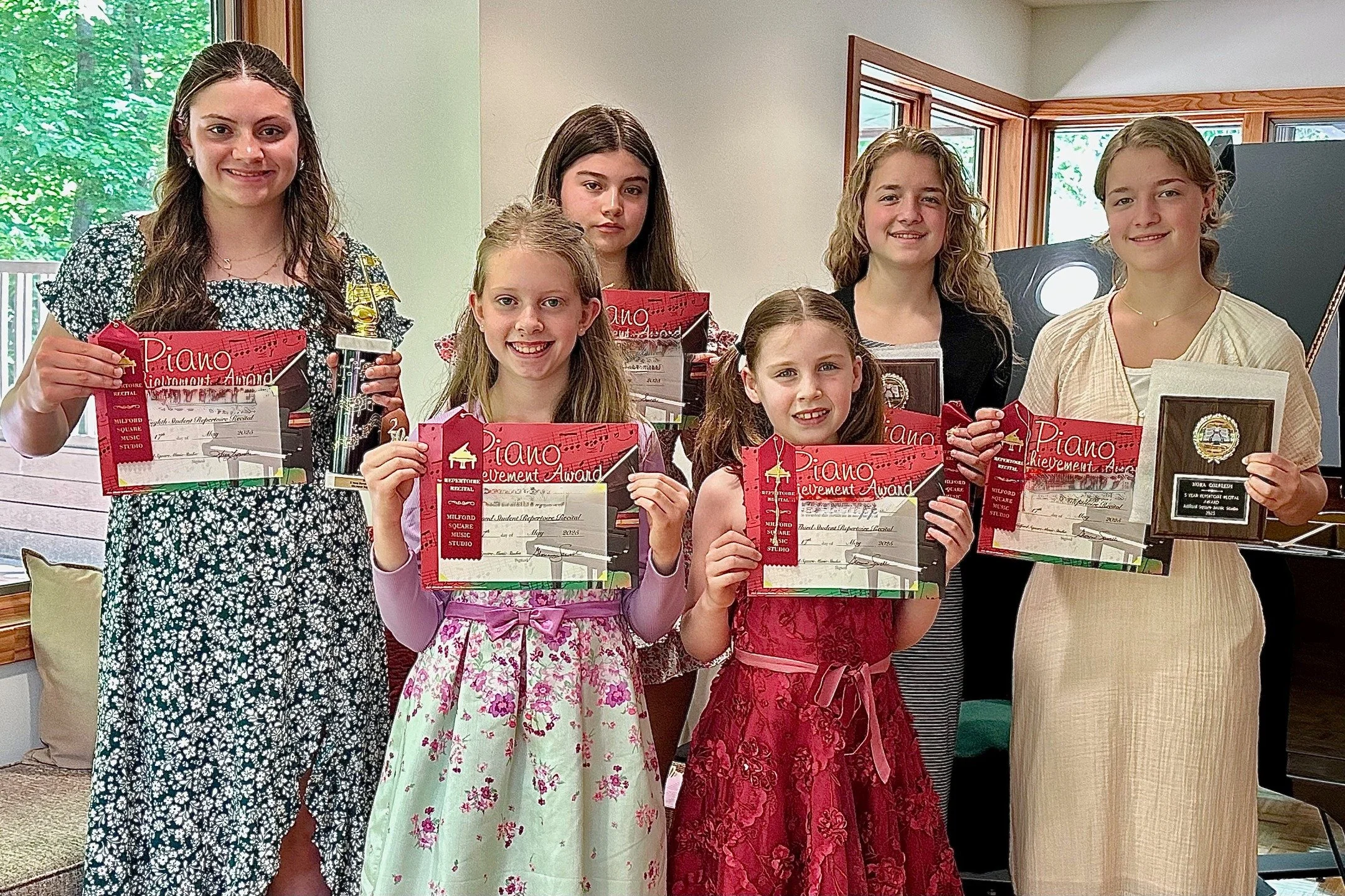 Repertoire Recitals 2025 
Every year at the end of May, our piano students who are playing at sonatina or sonata level prepare a program with selections from the four periods in music history: Baroque, Classical, Romantic and Impressionistic or Conte