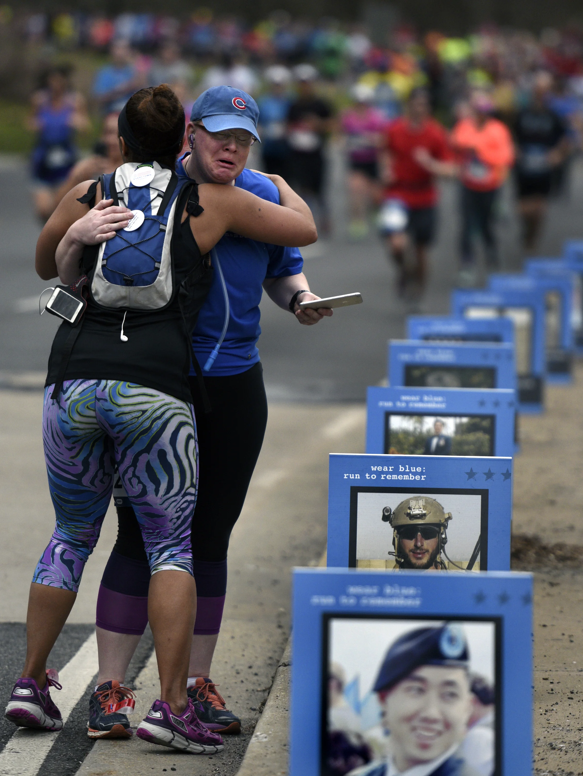 WearBlueRockRollMarathon05.jpg
