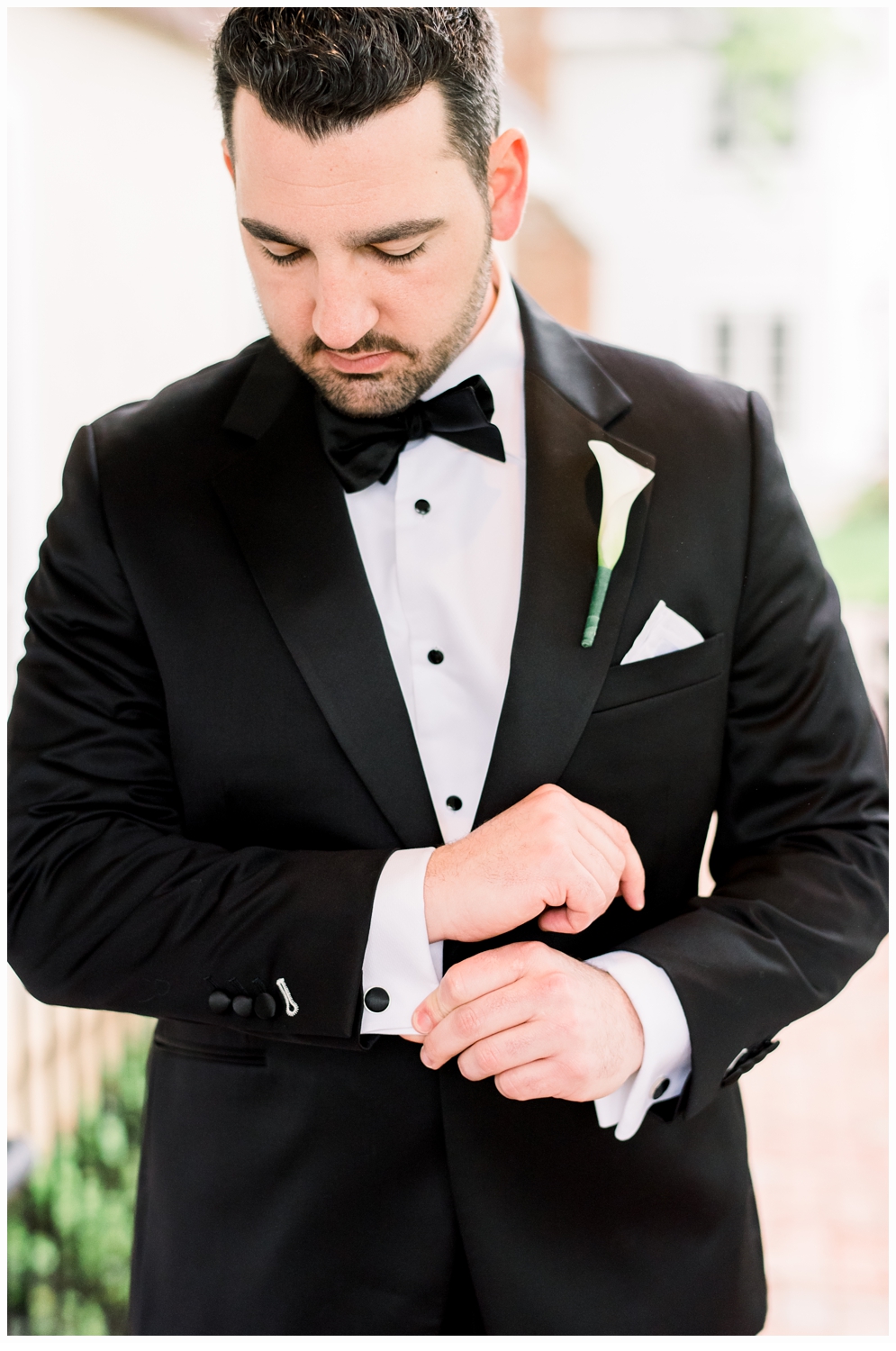 groom portrait