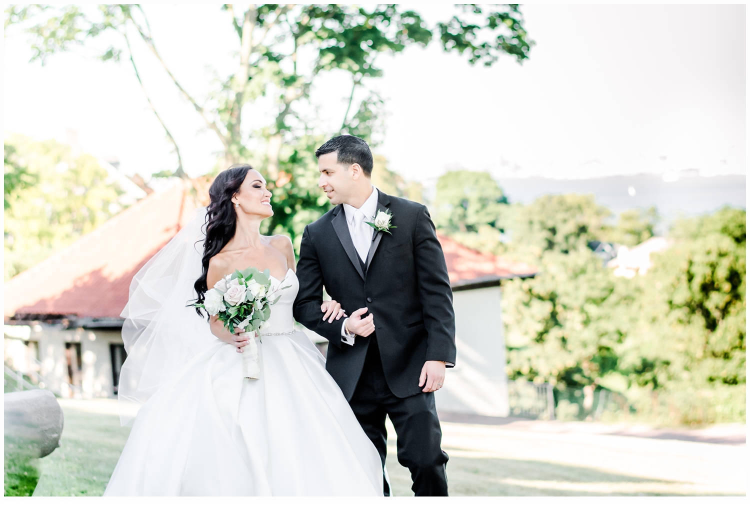 bride and groom portraits