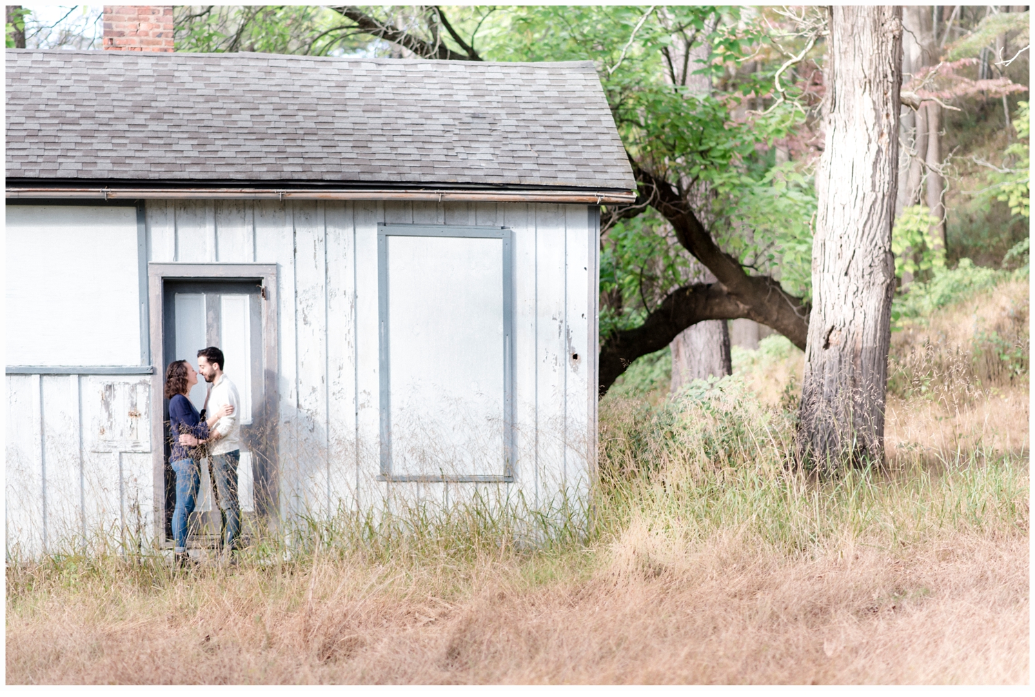 engagement session in front of barn