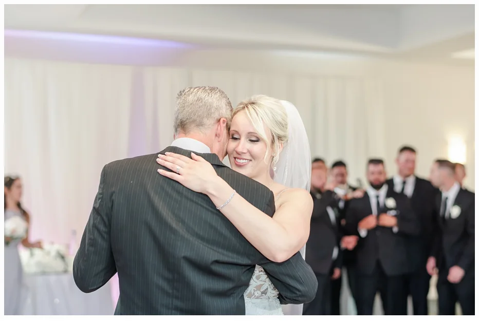 bride and dad first dance