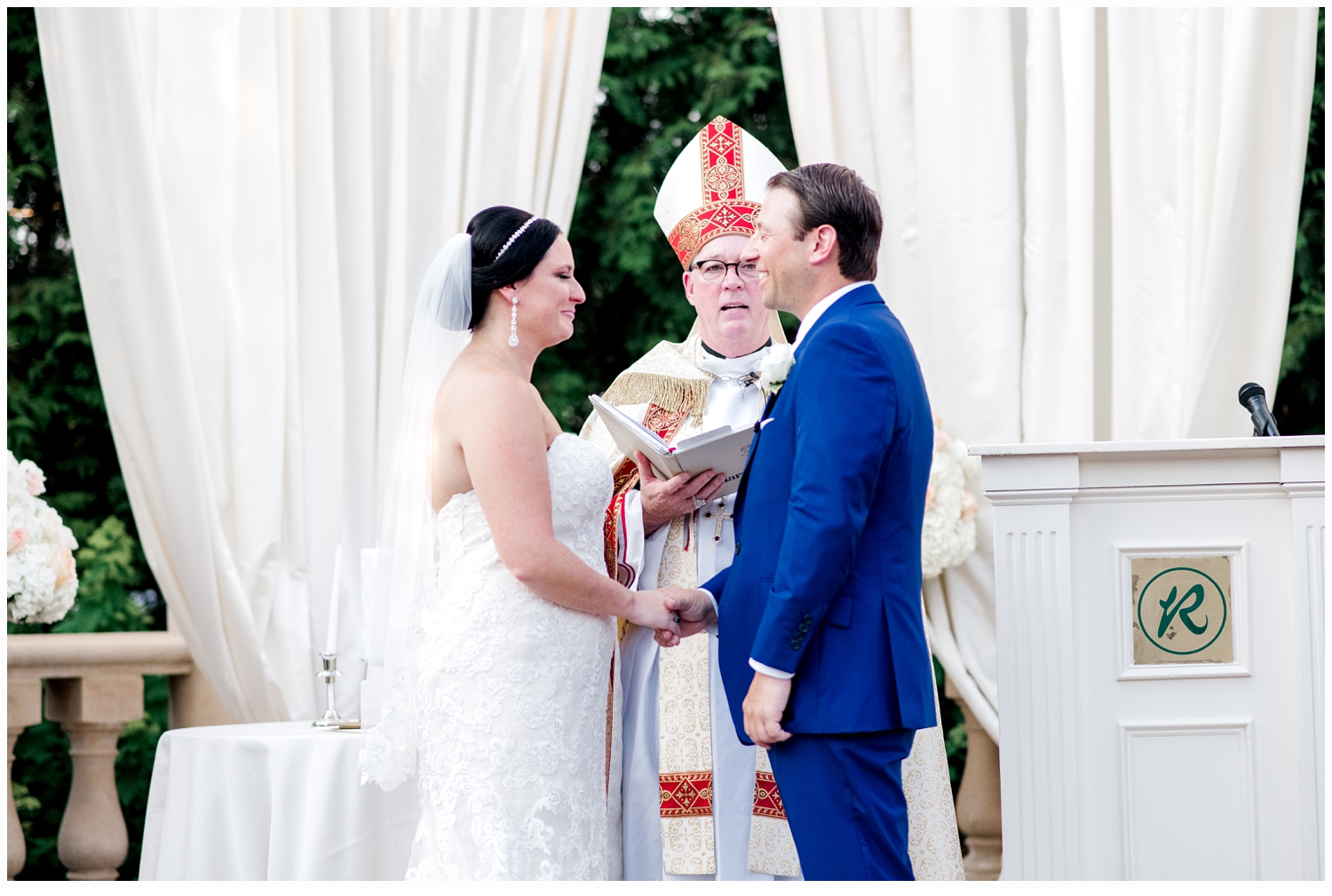 bride and groom saying their wedding vows