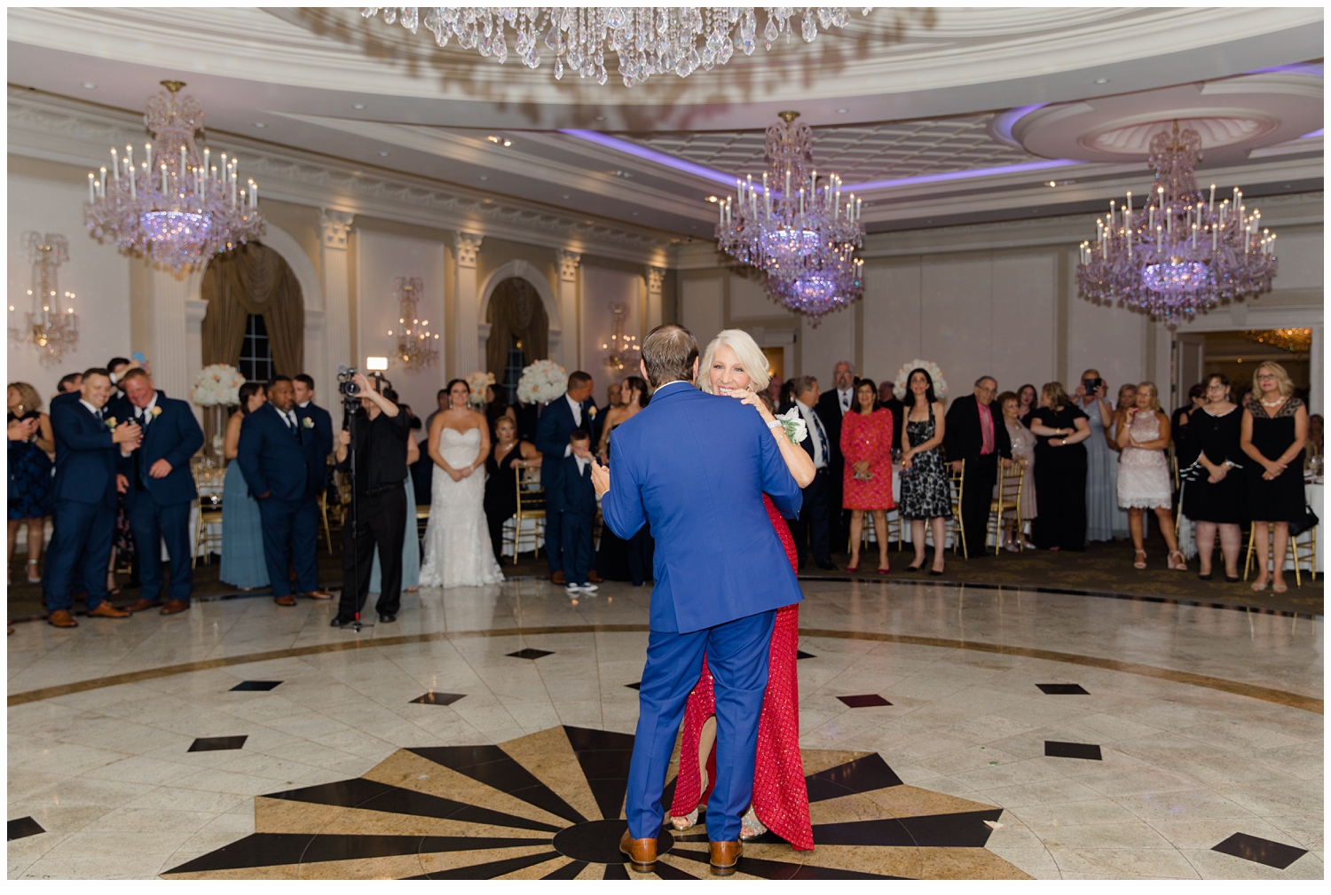 groom dancing with his mother at his wedding