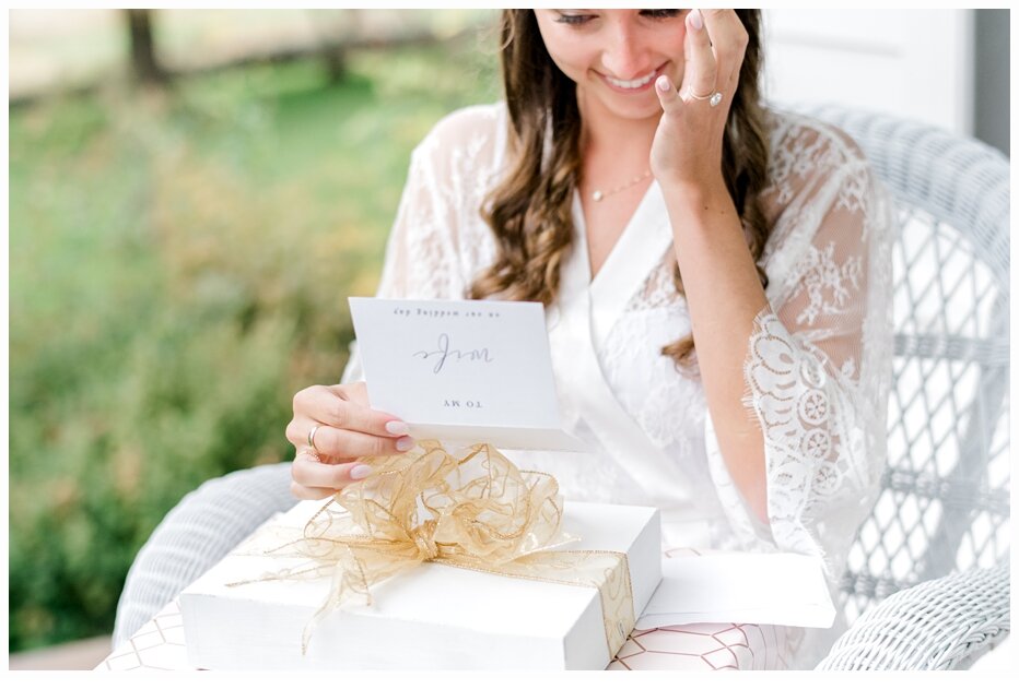 bride reading a letter from groom