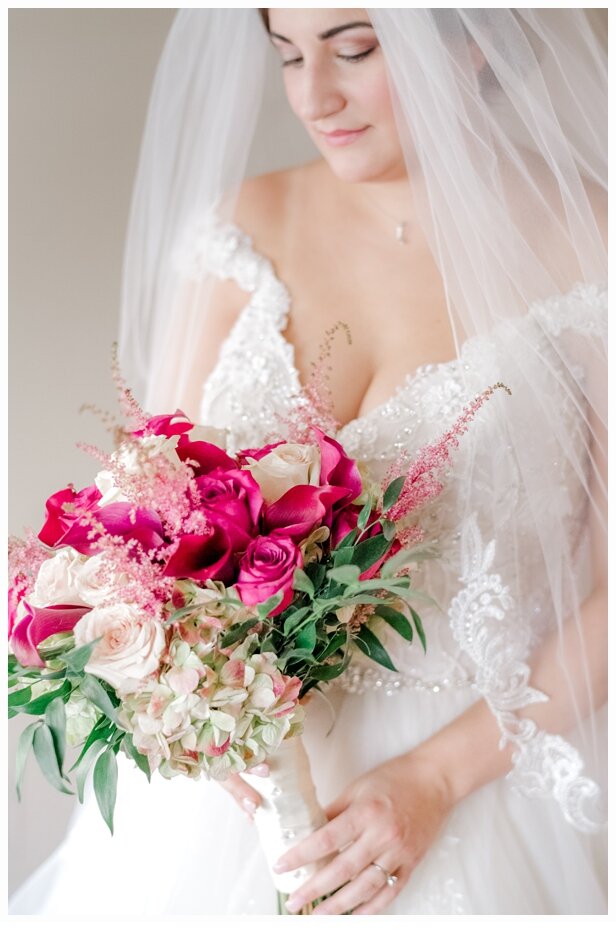 bridal portrait of bride holding bouquet