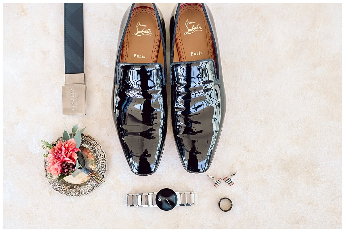picture of grooms wedding shoes and belt and watch