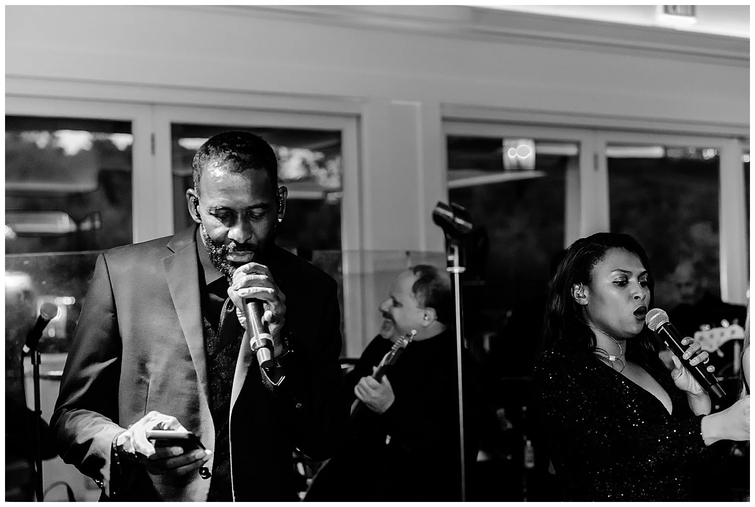 the rhythmn shop band singer