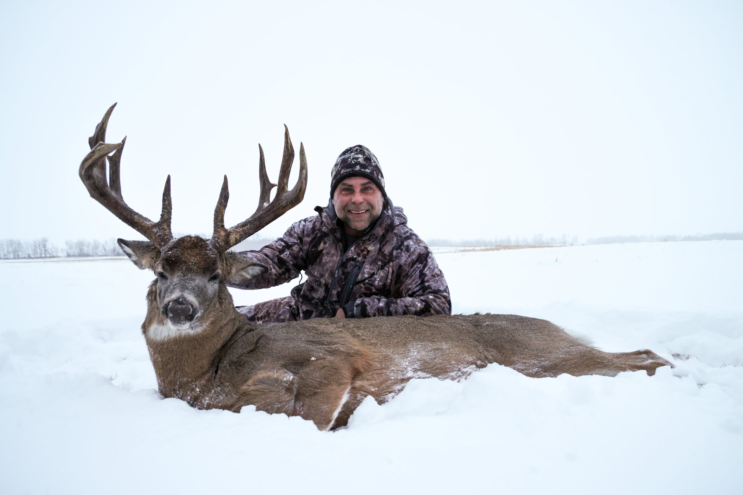 Alberta Whitetail Hunt