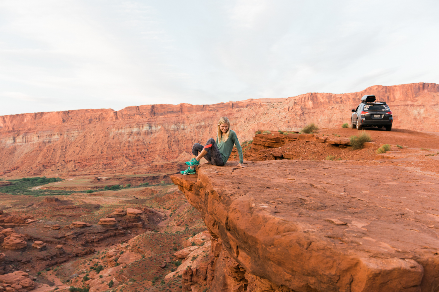 exploring and hiking in Moab, Utah | www.abbihearne.com | adventure photographer