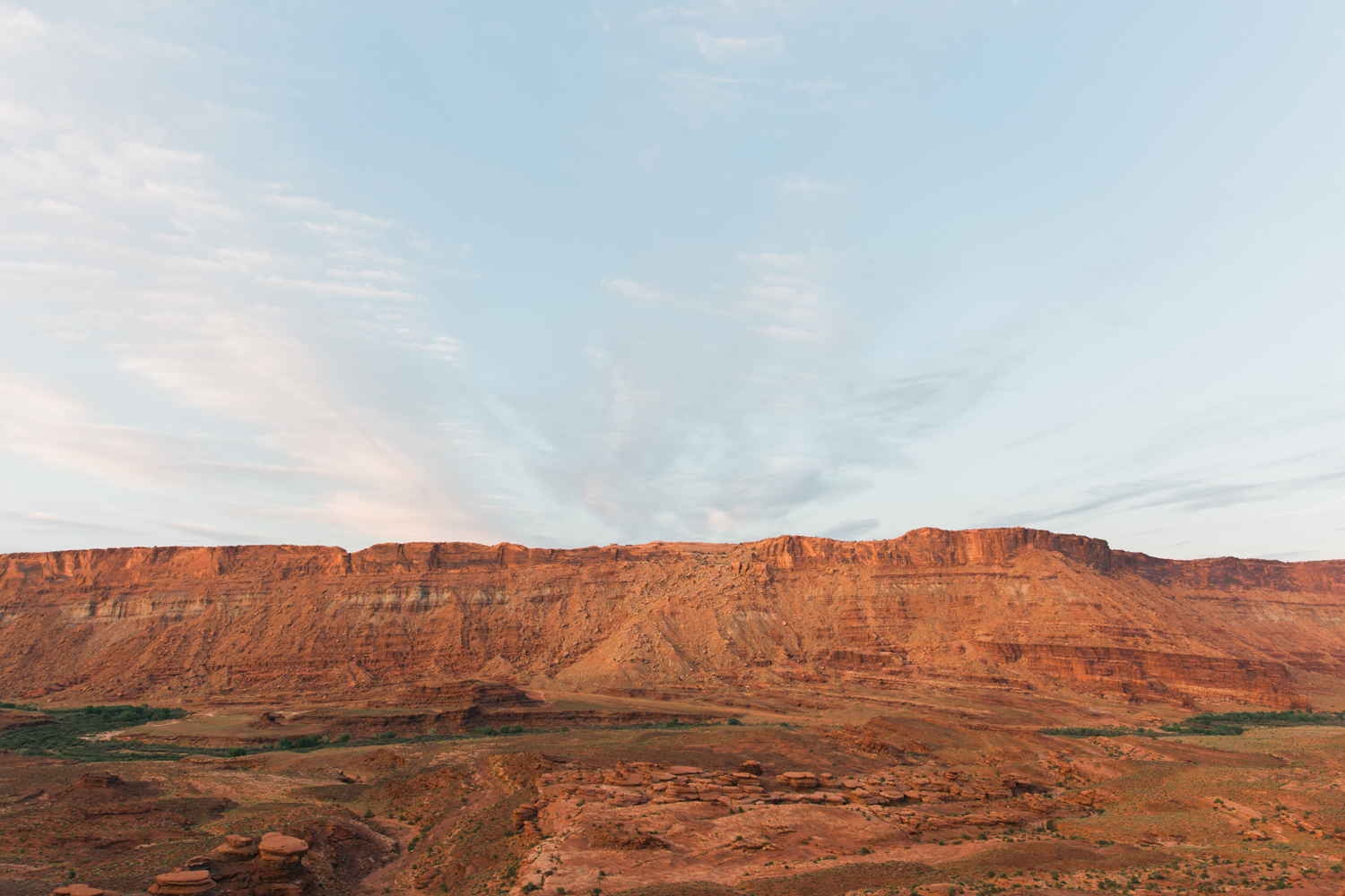 exploring and hiking in Moab, Utah | www.abbihearne.com | adventure photographer