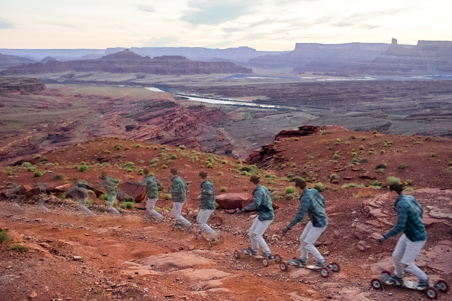 exploring and hiking in Moab, Utah | www.abbihearne.com | adventure photographer