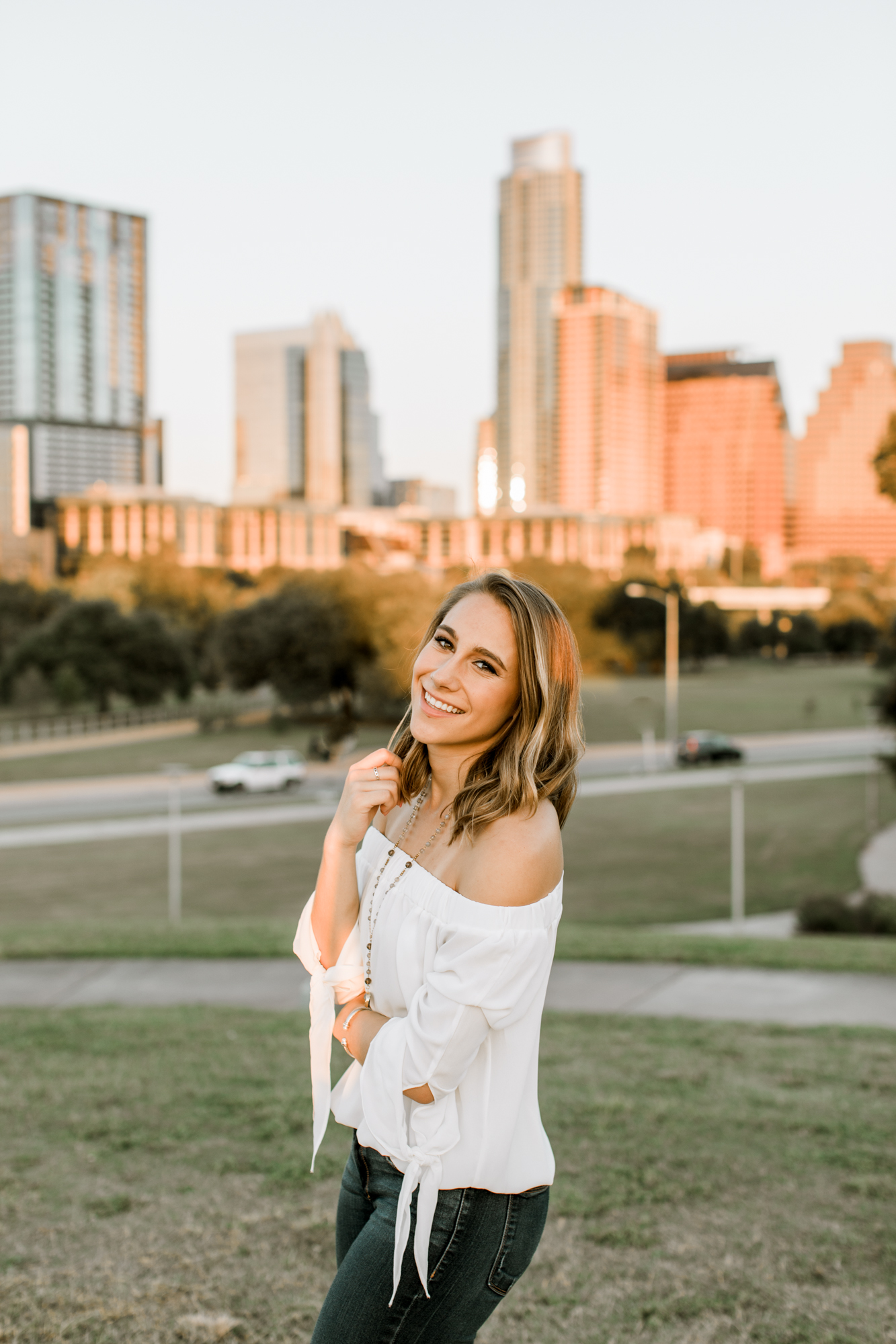 Auditorium Shores senior portrait session // austin, texas senior photographer // www.abbihearne.com