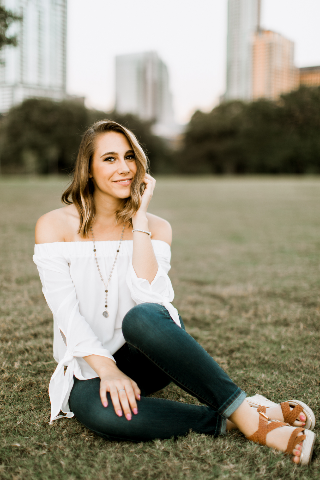 Auditorium Shores senior portrait session // austin, texas senior photographer // www.abbihearne.com