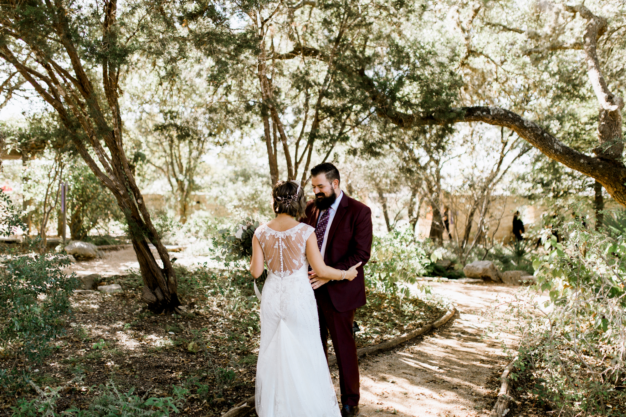 hipster bride & groom // Fall Garden party wedding at Lady Bird Johnson Wildflower Center // austin, texas wedding photographer // www.abbihearne.com