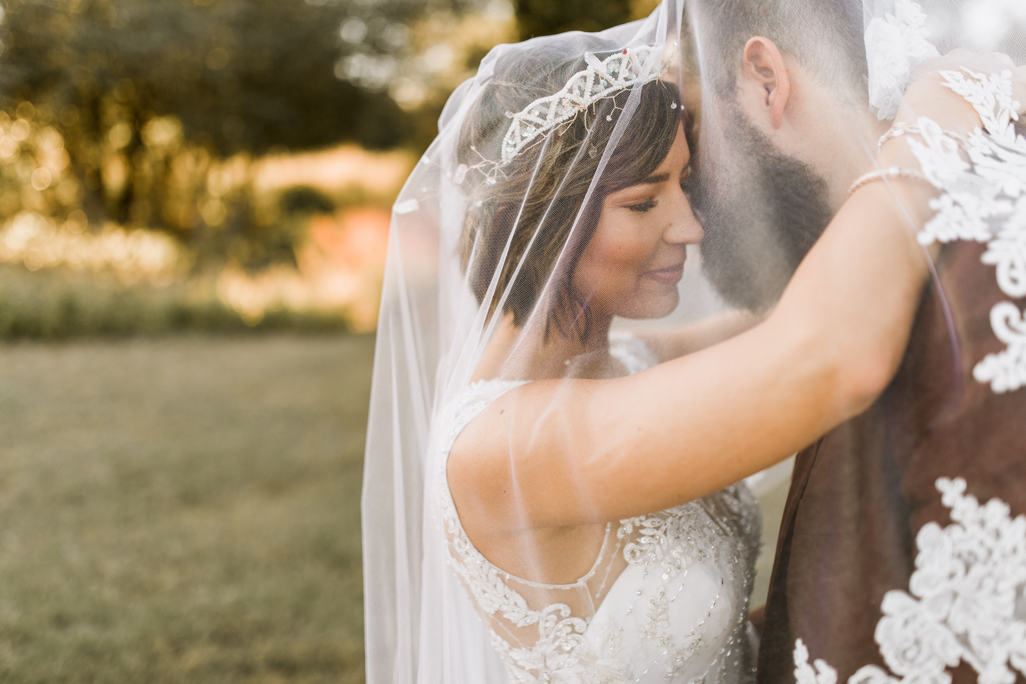 hipster bride & groom // Fall Garden party wedding at Lady Bird Johnson Wildflower Center // austin, texas wedding photographer // www.abbihearne.com