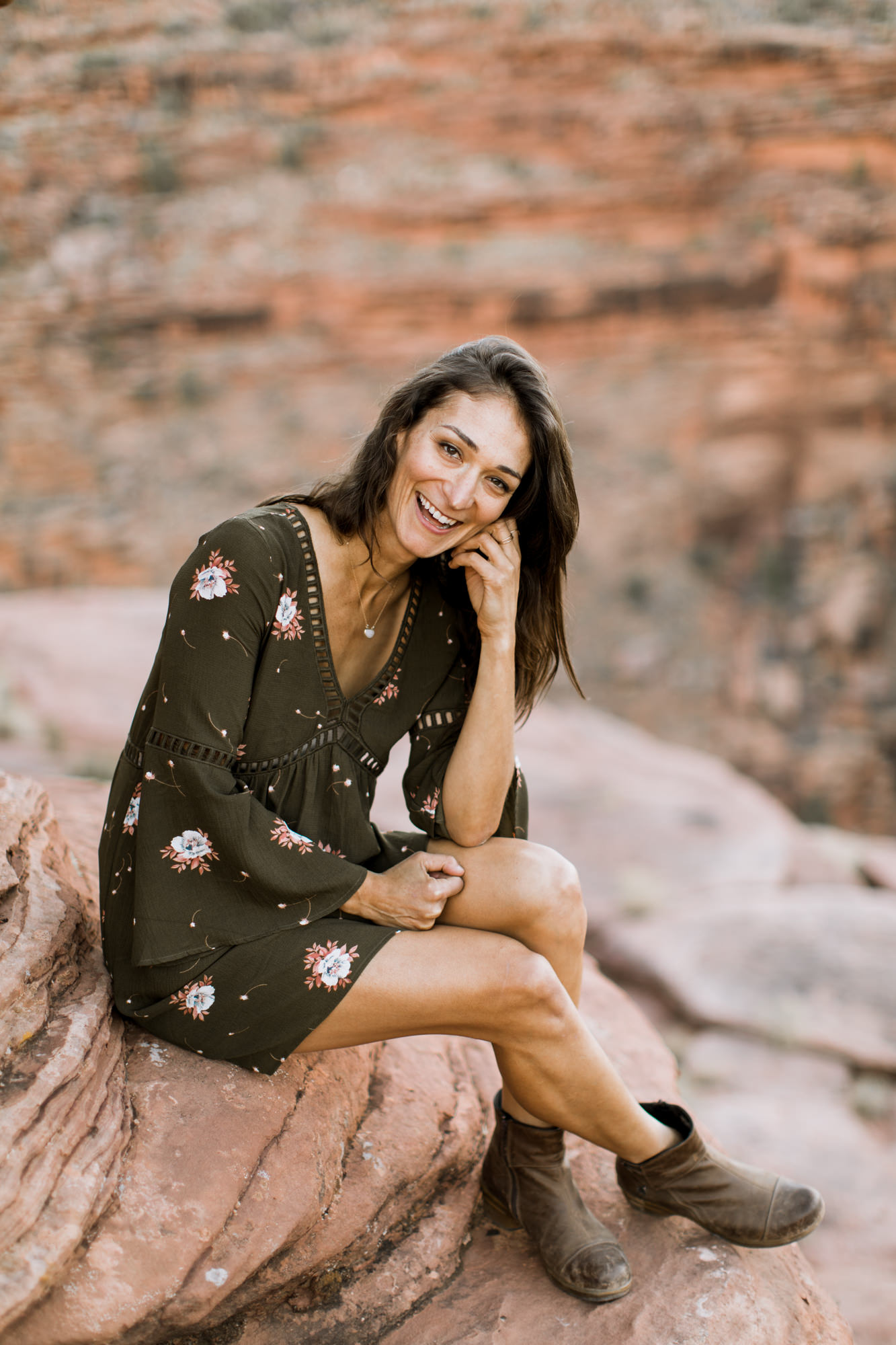 moab, utah portrait session // moab photographer // www.abbihearne.com