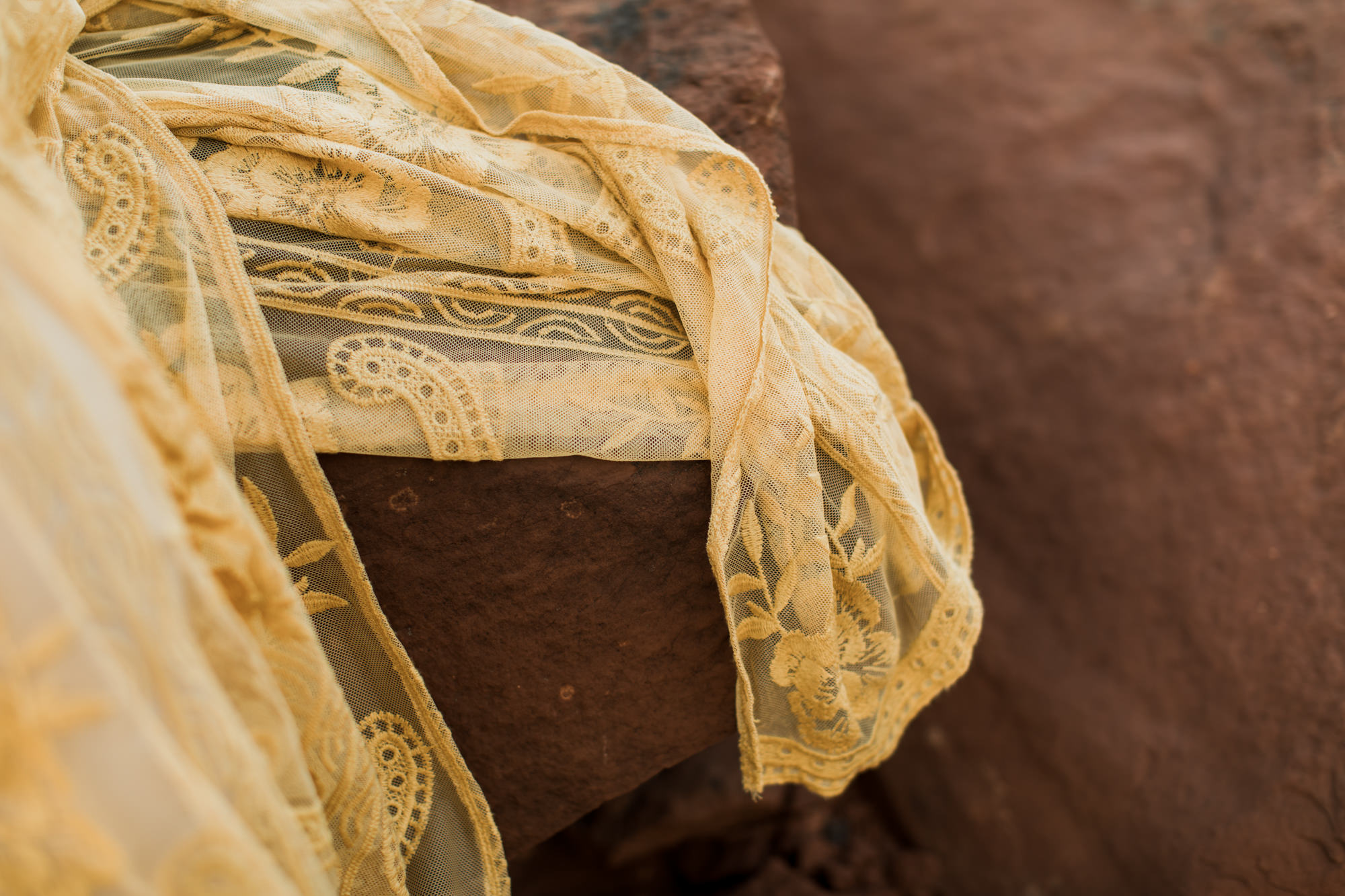 snowy desert engagement photos in sedona, arizona // adventure wedding photographer // www.abbihearne.com