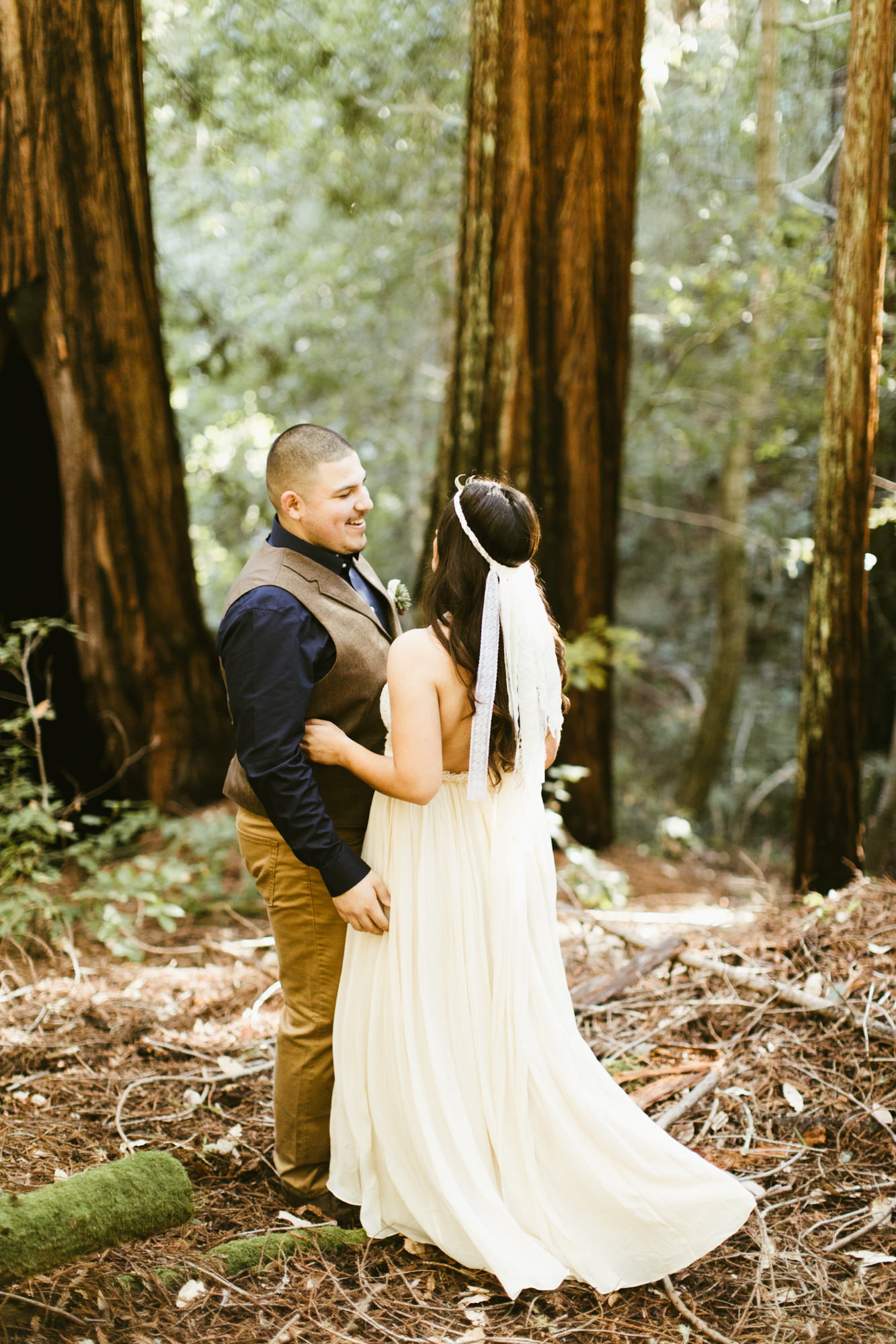 california redwood forest elopement // adventure wedding photographer // boho free people bride // www.abbihearne.com