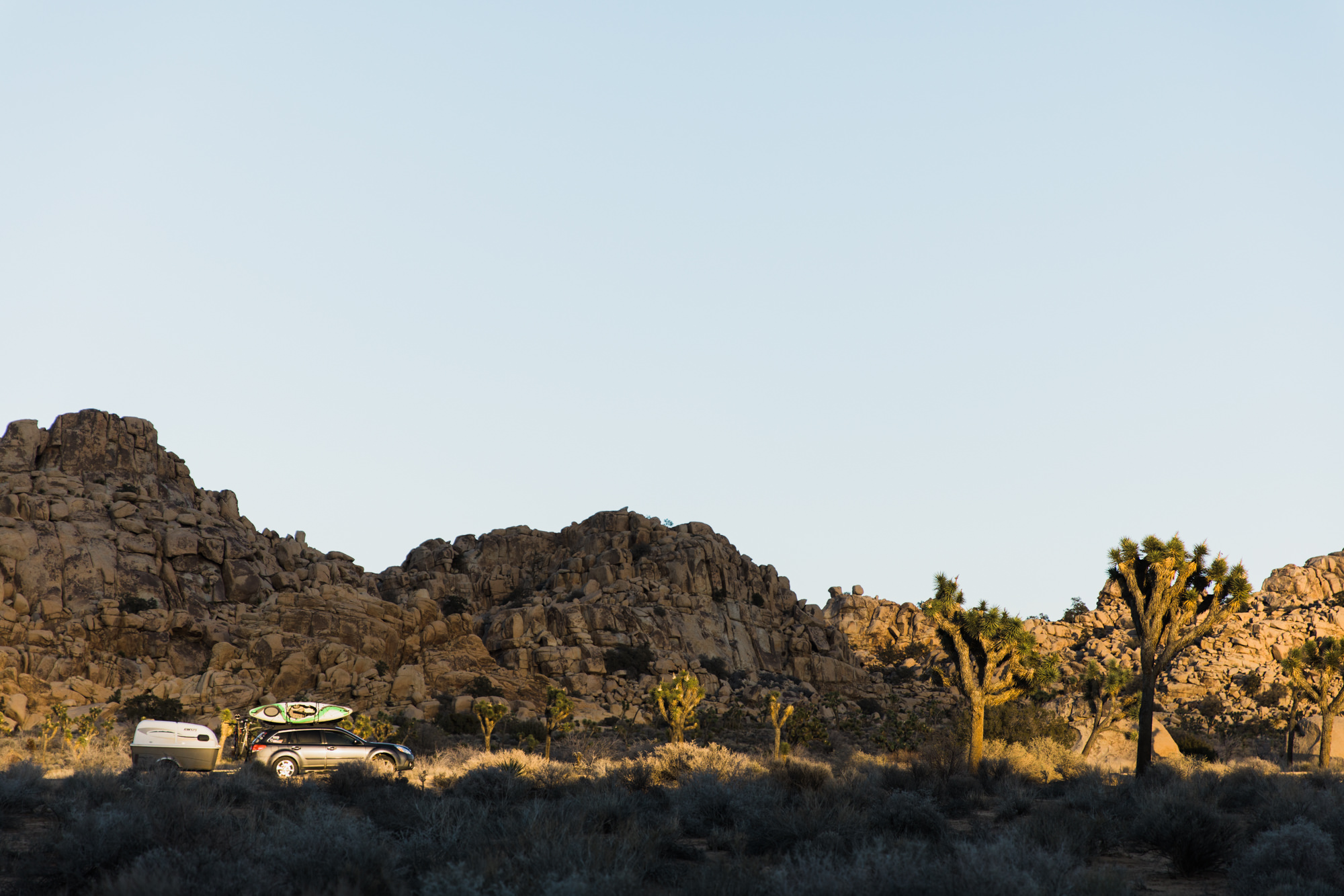 exploring joshua tree national park // www.abbihearne.com