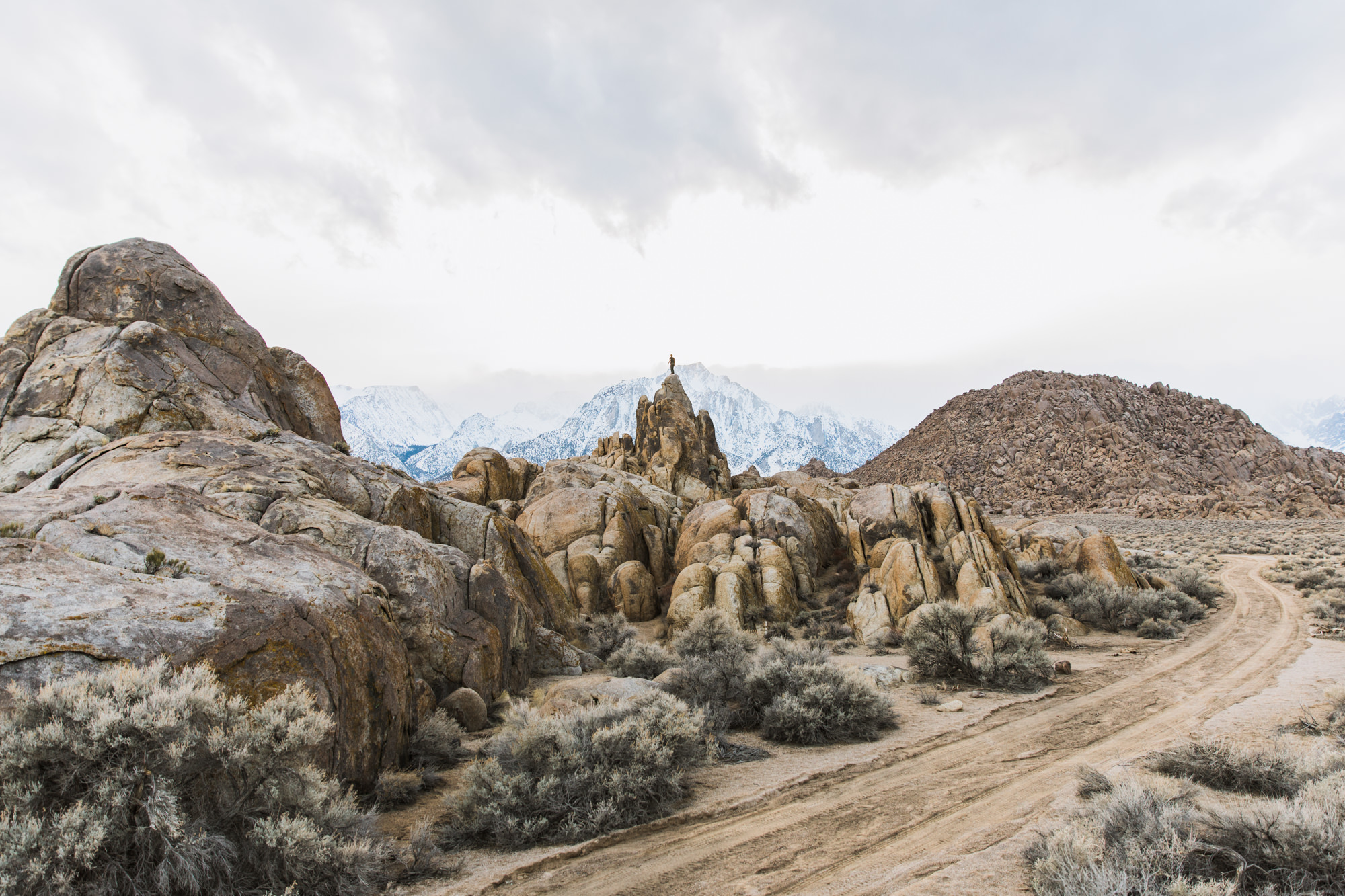 exploring the eastern sierras // lone pine, california // www.abbihearne.com