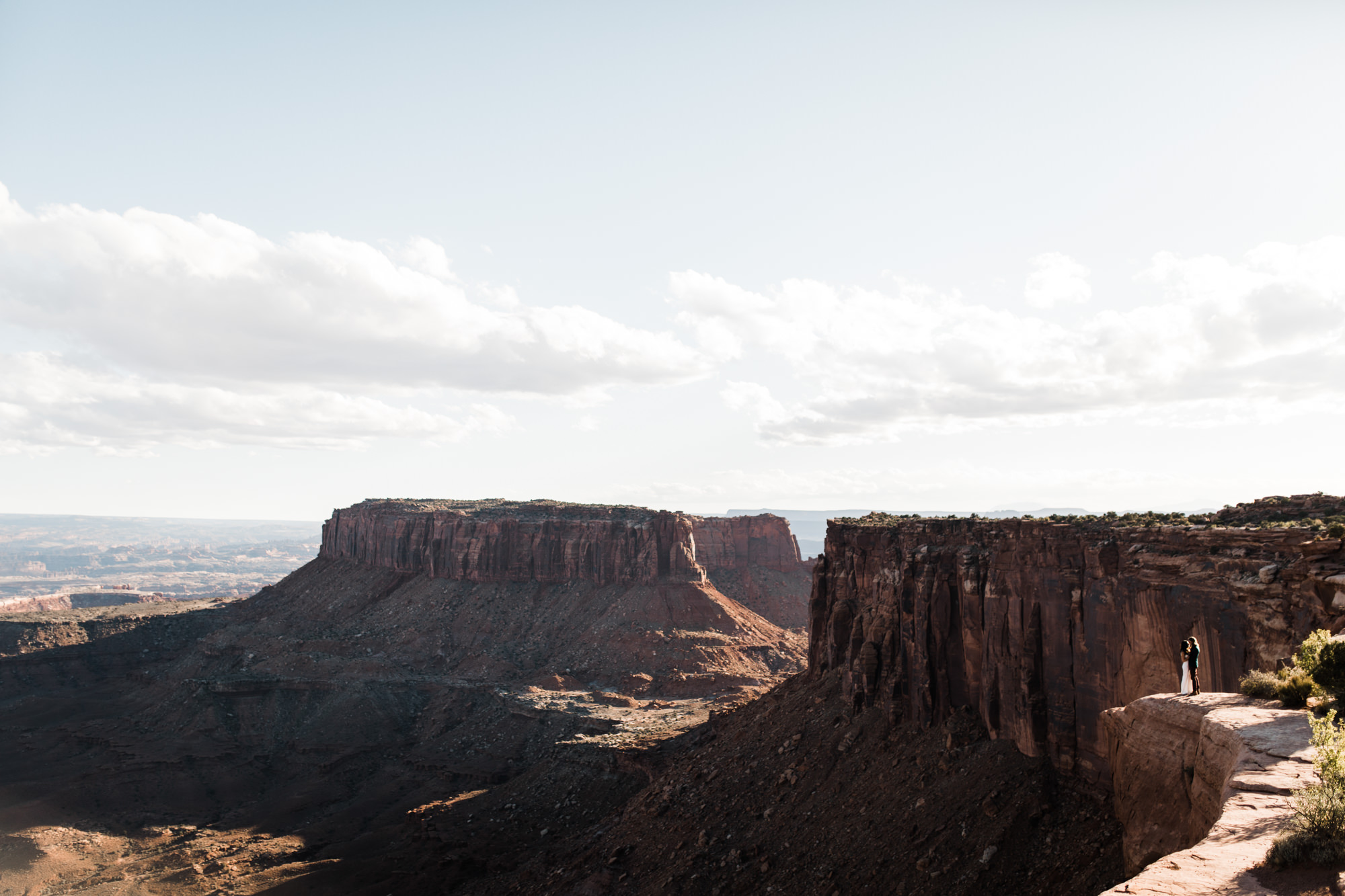 desert wedding inspiration | canyonlands national park | under canvas moab | utah adventure wedding photographer | www.thehearnes.com