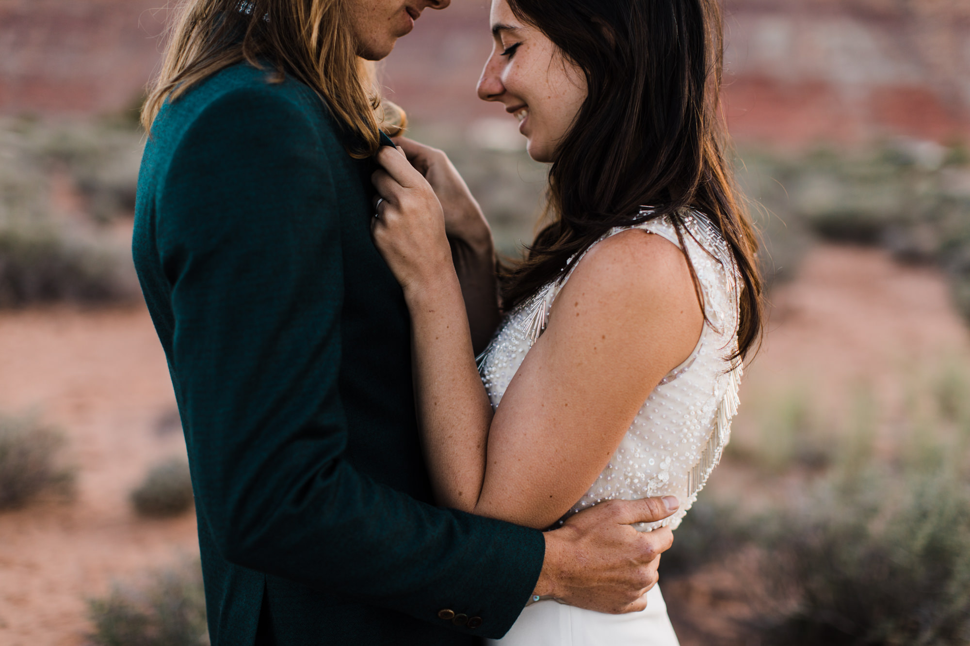 desert wedding inspiration | canyonlands national park | under canvas moab | utah adventure wedding photographer | www.thehearnes.com