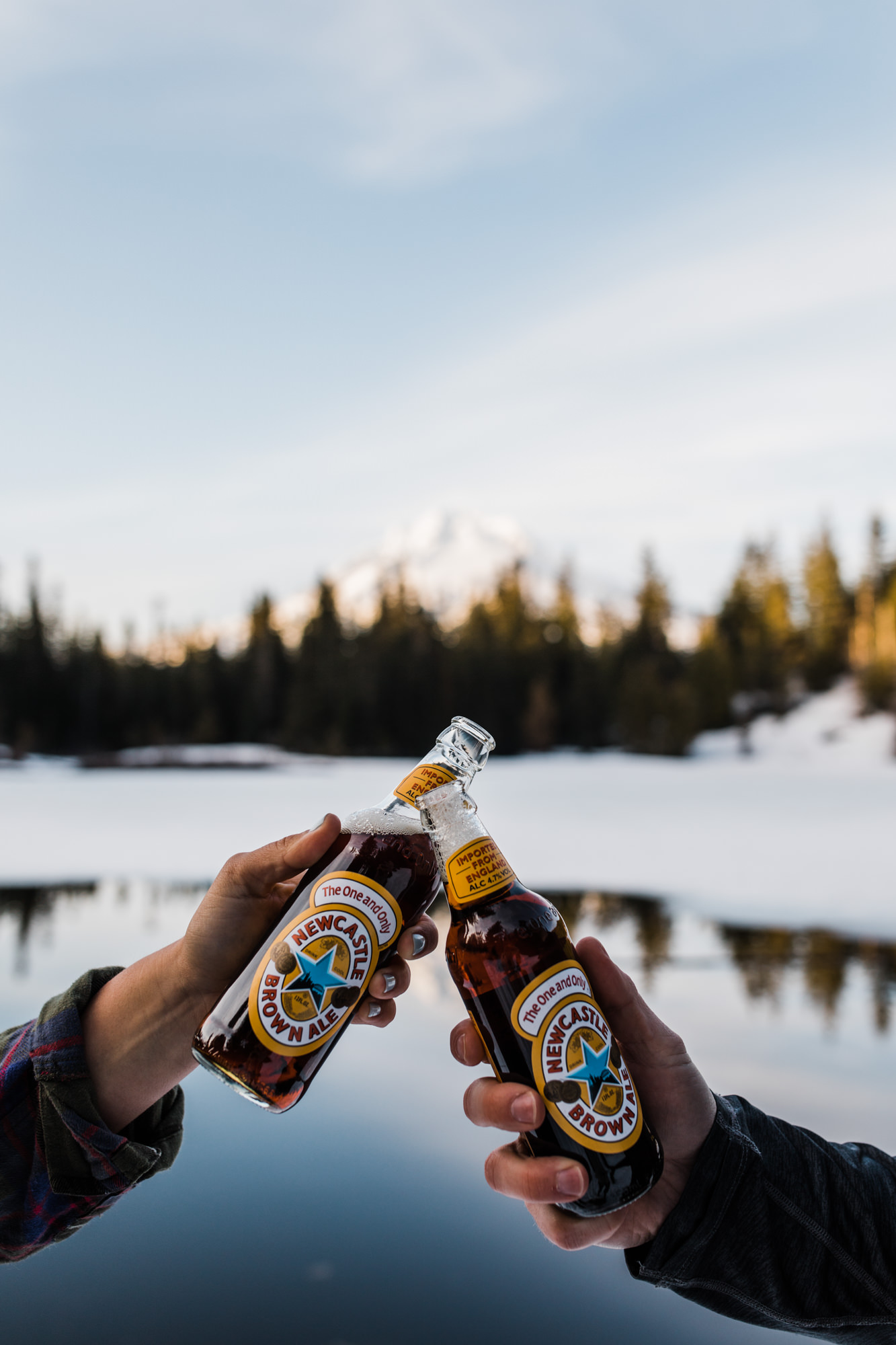 Lindsay + Heath | Mt. Hood National Forest Engagement Session | Portland, Oregon Adventure Wedding Photographer | Snowy Adventure in the Mountains | www.thehearnes.com