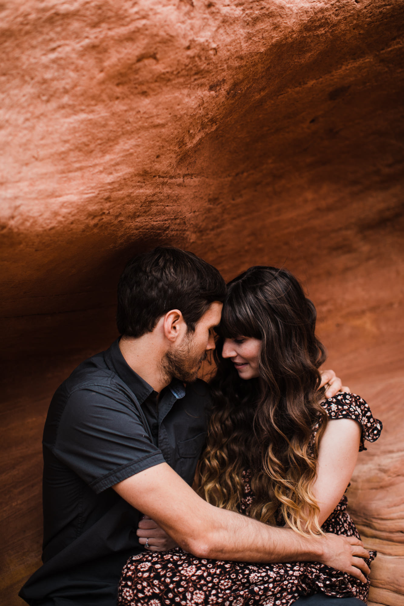 Glen Canyon National Recreation Area | Lake Powell Slot Canyon and Overlook Engagement Session | Utah Adventure Wedding Photographer | www.thehearnes.com