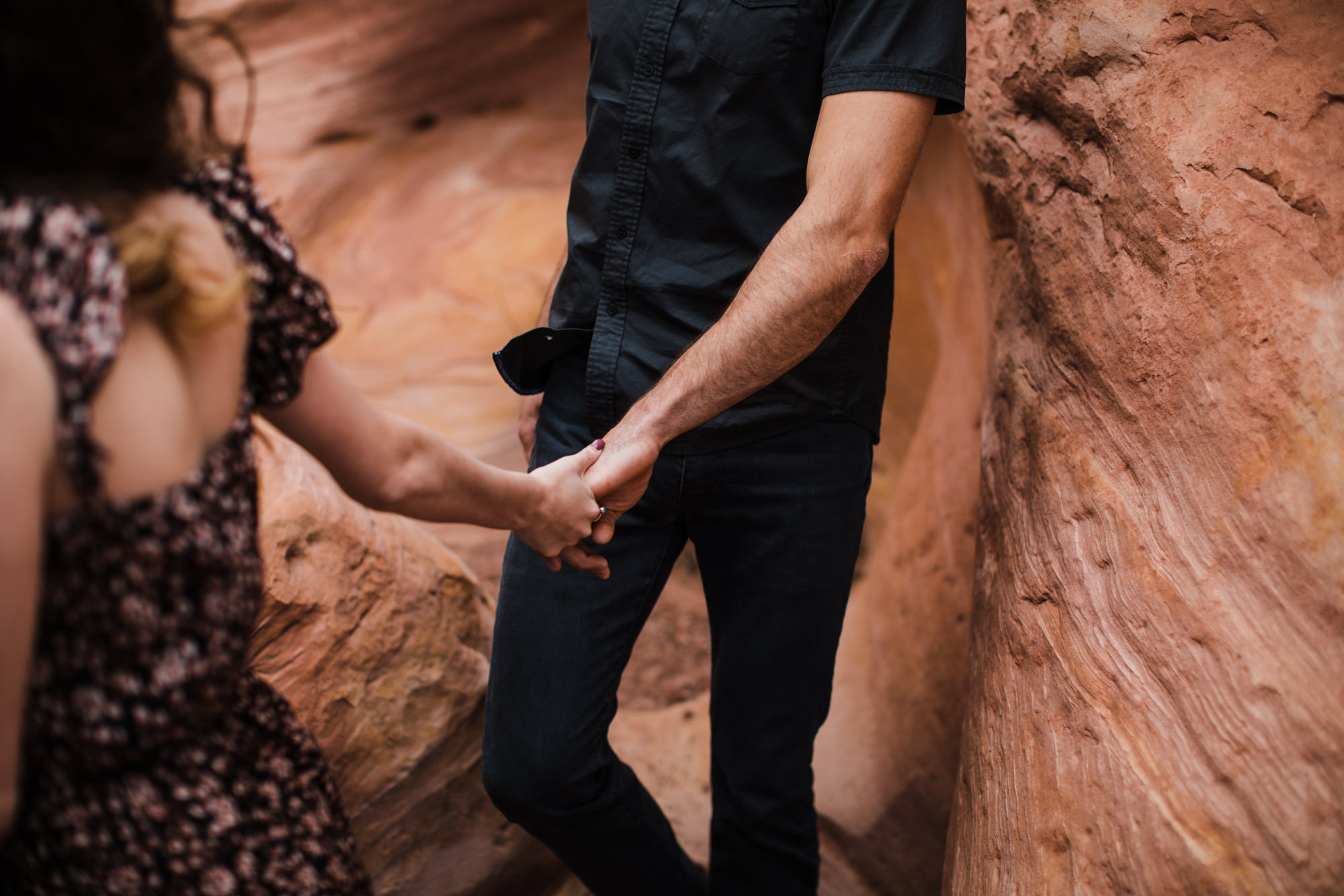 Glen Canyon National Recreation Area | Lake Powell Slot Canyon and Overlook Engagement Session | Utah Adventure Wedding Photographer | www.thehearnes.com