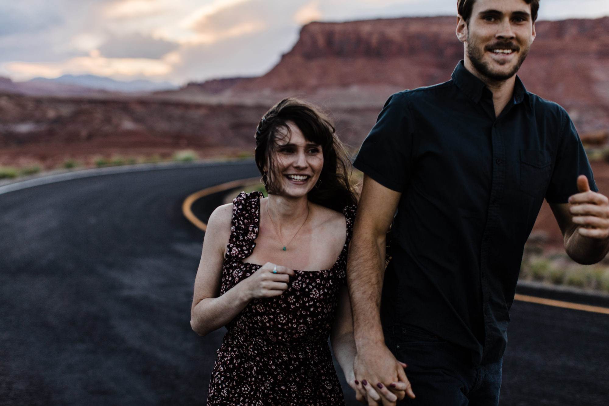 Glen Canyon National Recreation Area | Lake Powell Slot Canyon and Overlook Engagement Session | Utah Adventure Wedding Photographer | www.thehearnes.com