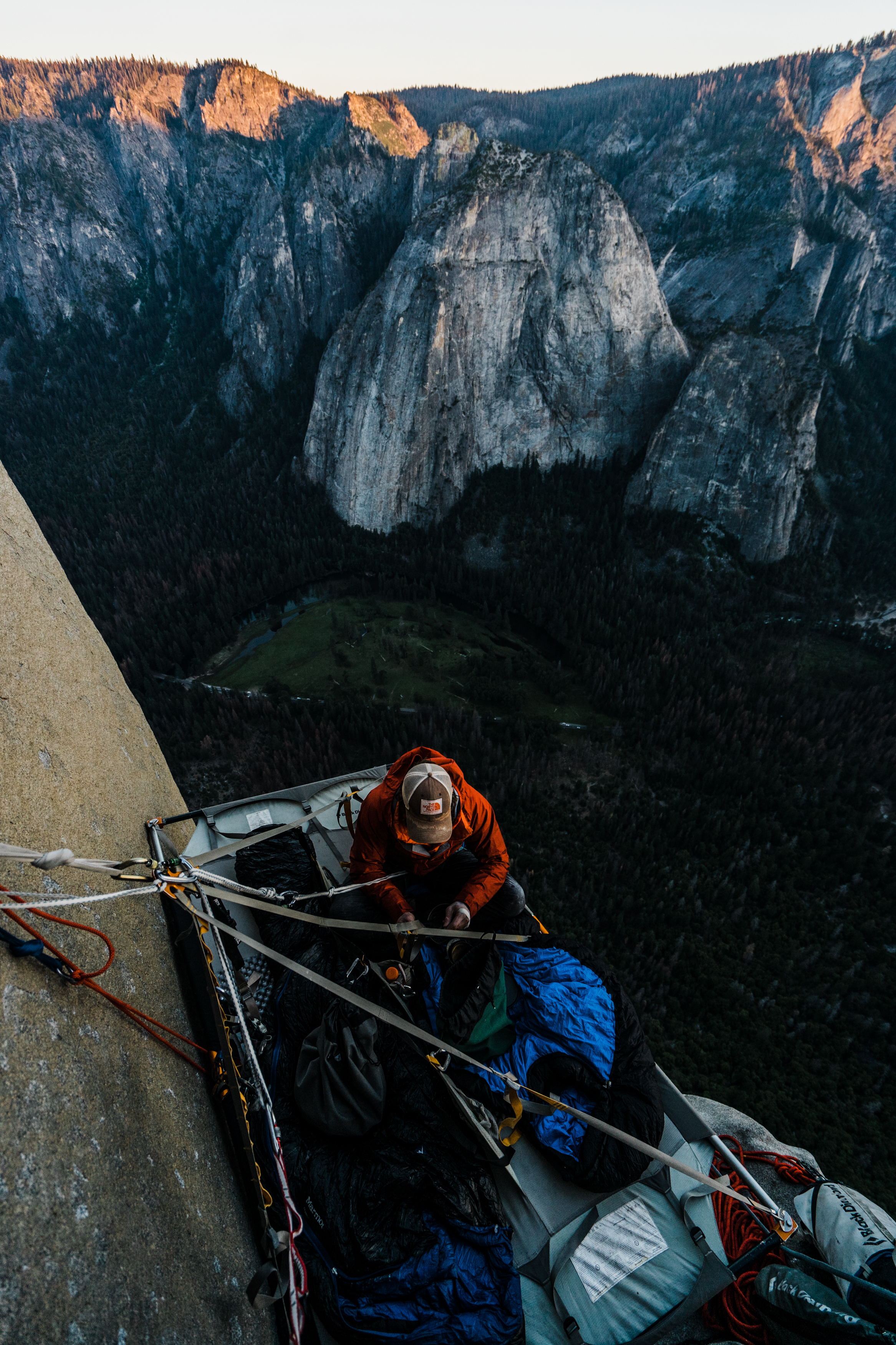 climbing el capitan in yosemite national park | freerider on el cap | yosemite adventure photographer