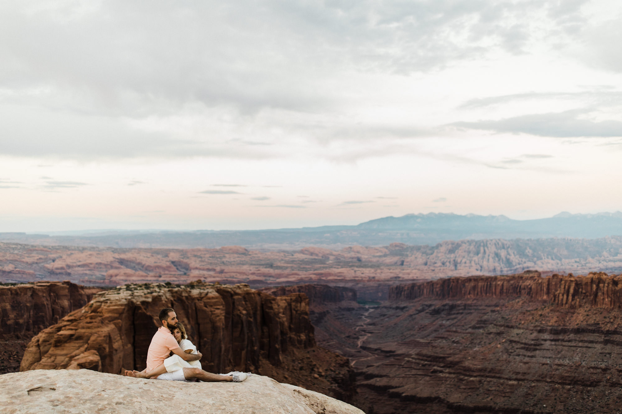 moab, utah adventurous elopement | utah intimate wedding photographer | jumpsuit bride | desert wedding inspiration | the hearnes adventure photography