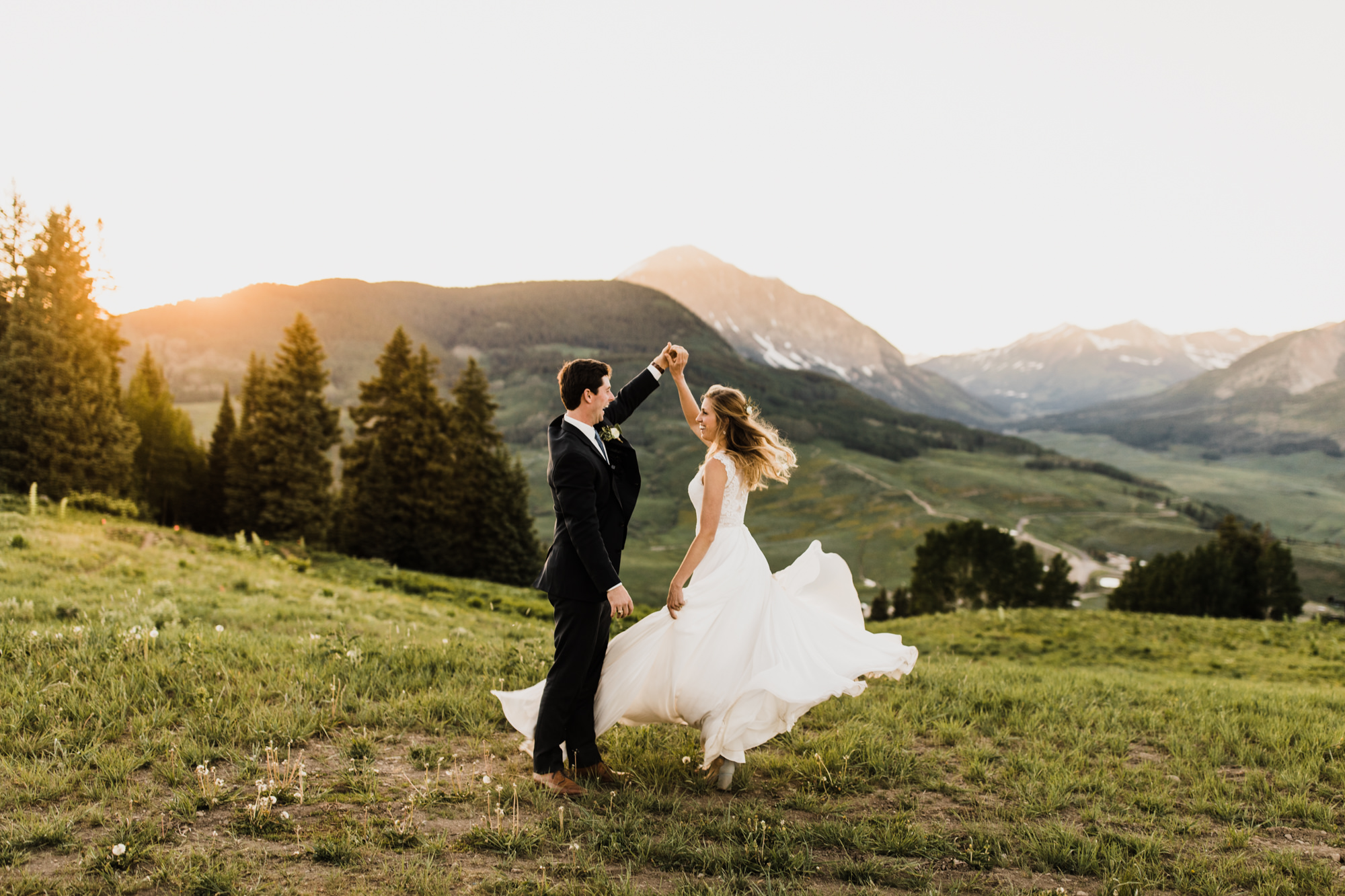 laurann + matt's intimate wedding | ten peaks ceremony site | crested butte mountain resort | colorado wedding photographer | the hearnes adventure photography