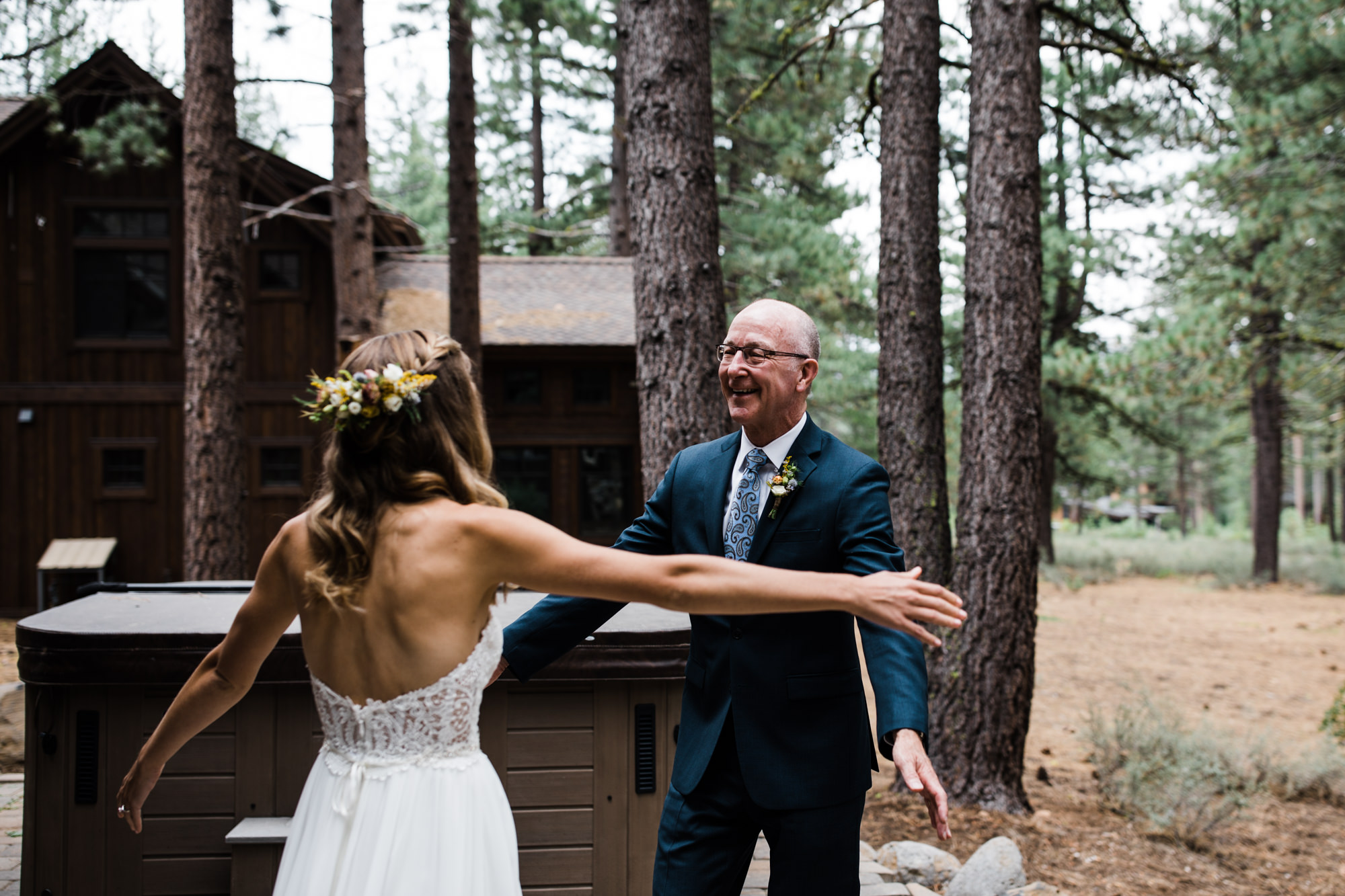 megan + zach's adventurous woodland wedding in truckee, california | romantic rainy wedding day inspiration | lake tahoe wedding photographer | www.thehearnes.com