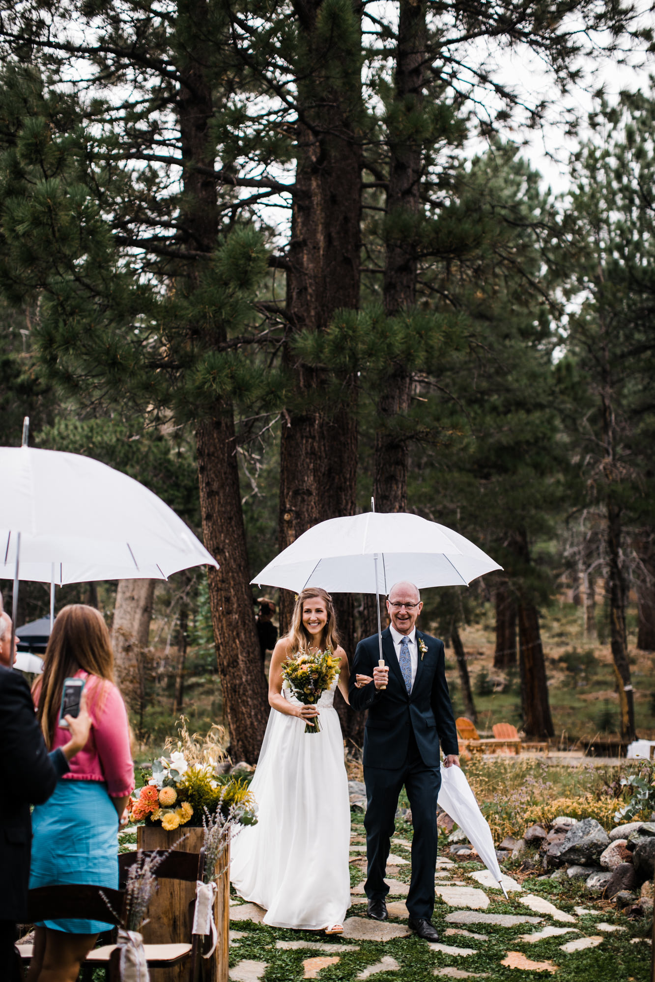 megan + zach's adventurous woodland wedding in truckee, california | romantic rainy wedding day inspiration | lake tahoe wedding photographer | www.thehearnes.com