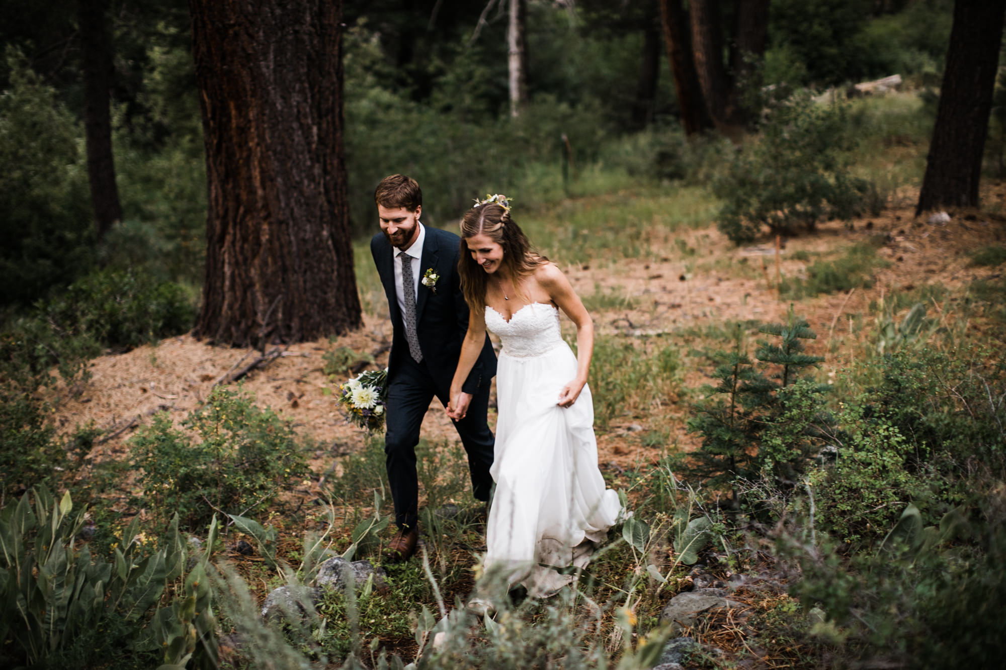 megan + zach's adventurous woodland wedding in truckee, california | romantic rainy wedding day inspiration | lake tahoe wedding photographer | www.thehearnes.com