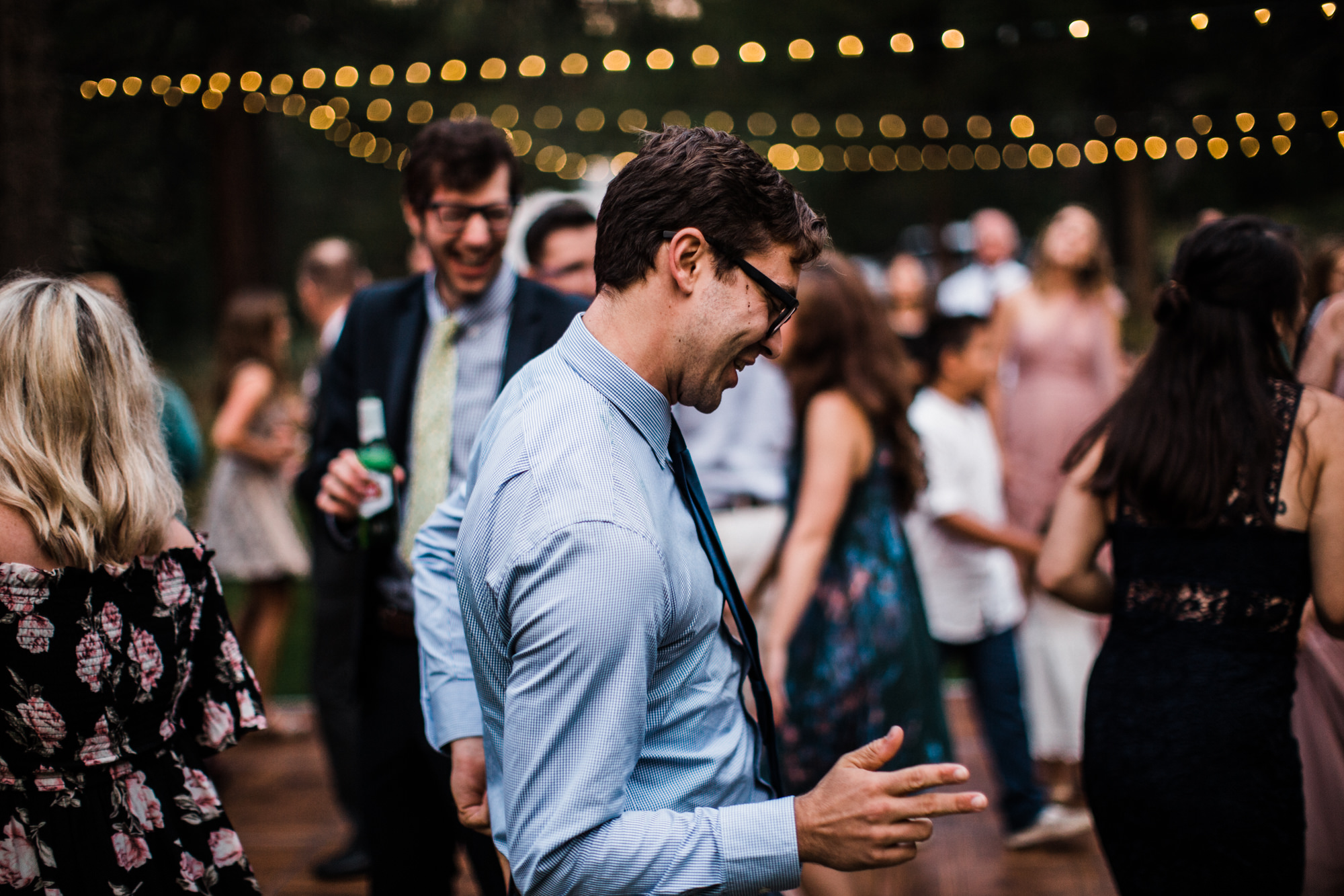 megan + zach's adventurous woodland wedding in truckee, california | romantic rainy wedding day inspiration | lake tahoe wedding photographer | www.thehearnes.com