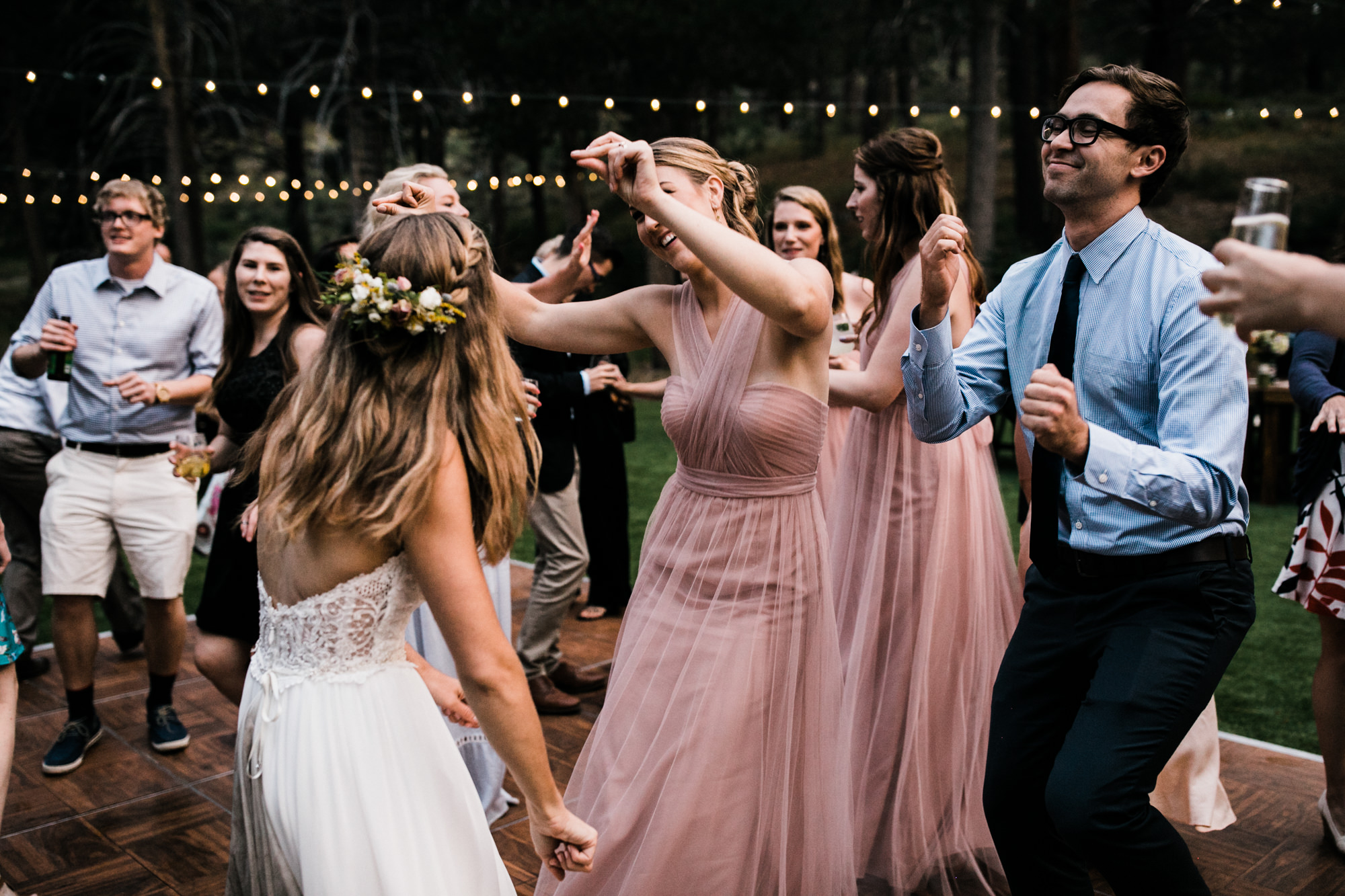 megan + zach's adventurous woodland wedding in truckee, california | romantic rainy wedding day inspiration | lake tahoe wedding photographer | www.thehearnes.com