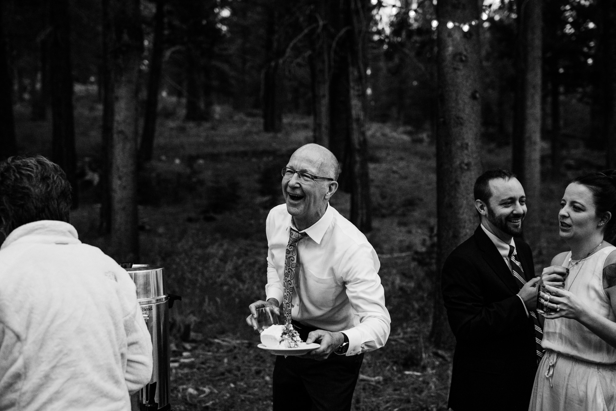 megan + zach's adventurous woodland wedding in truckee, california | romantic rainy wedding day inspiration | lake tahoe wedding photographer | www.thehearnes.com